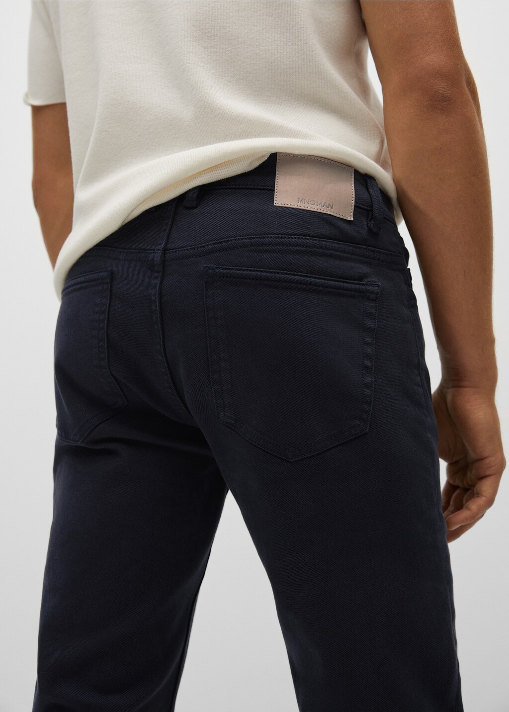 Slim-fit colored jeans - Details of the article 3