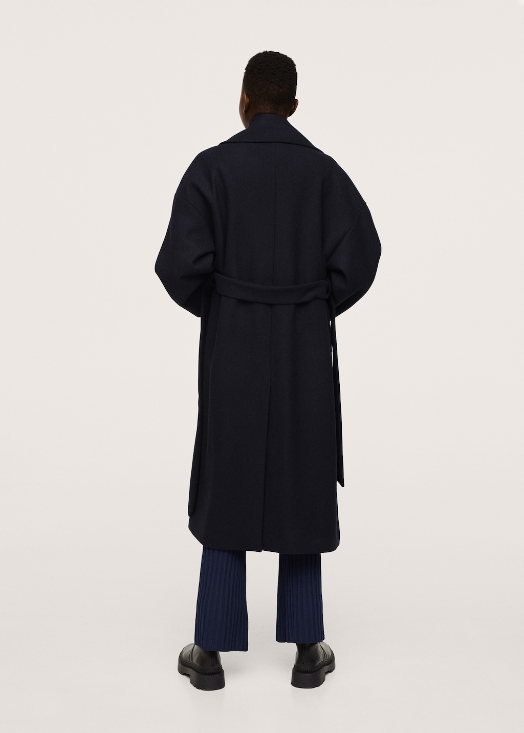 Wide lapel wool-blend coat - Reverse of the article