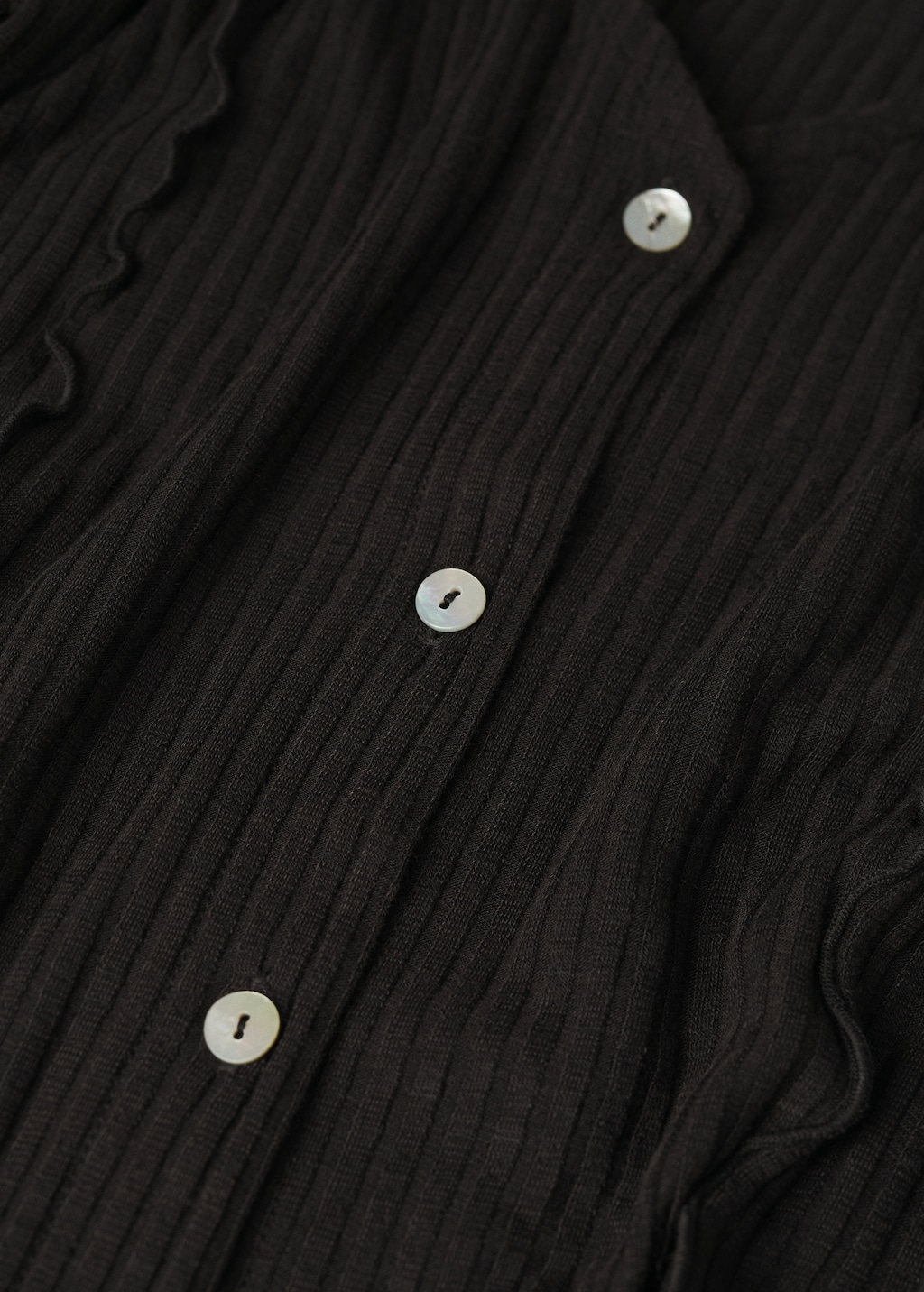 Ribbed long-sleeved t-shirt - Details of the article 8