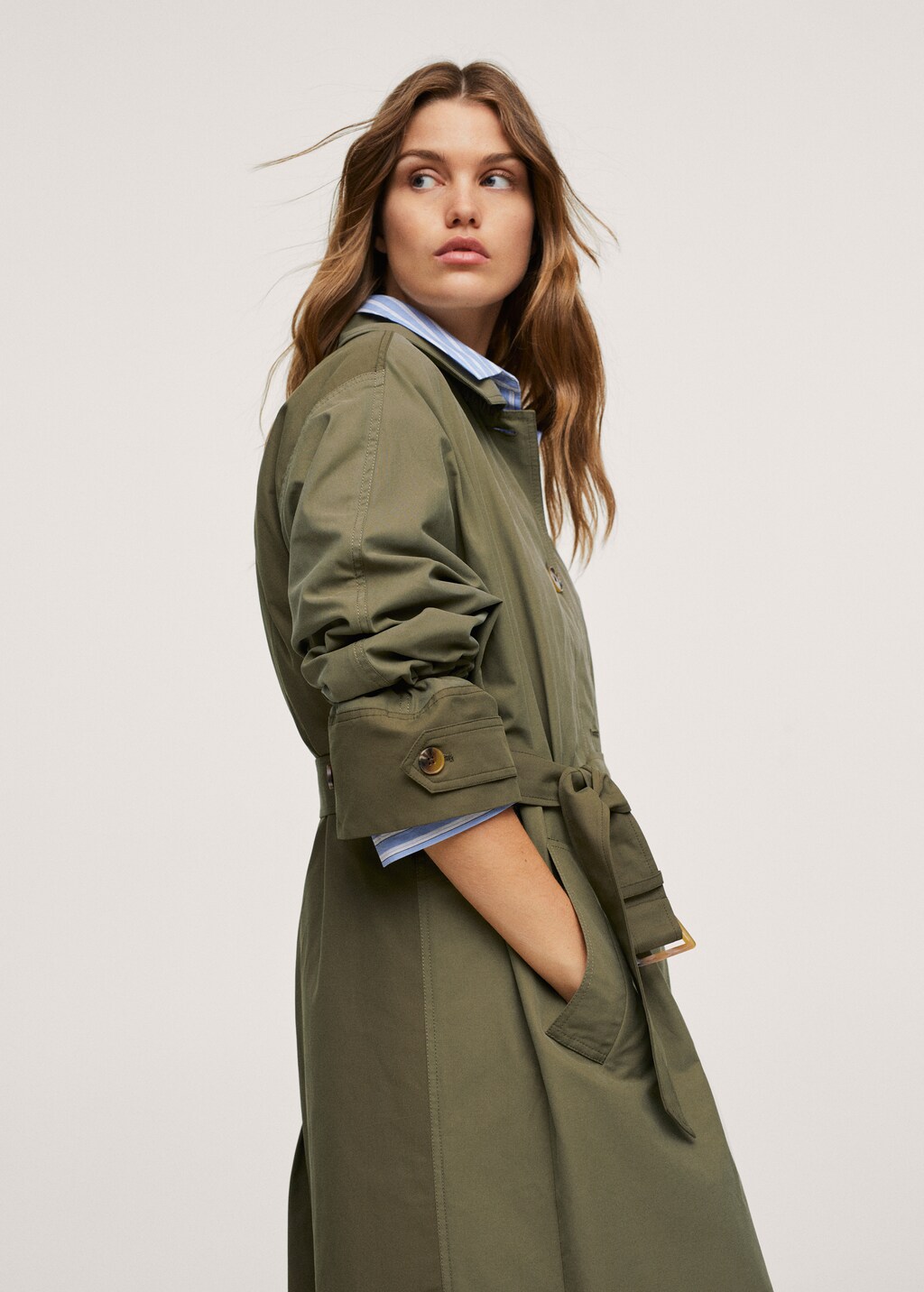 Cotton trench coat with quilted lining  - Details of the article 3