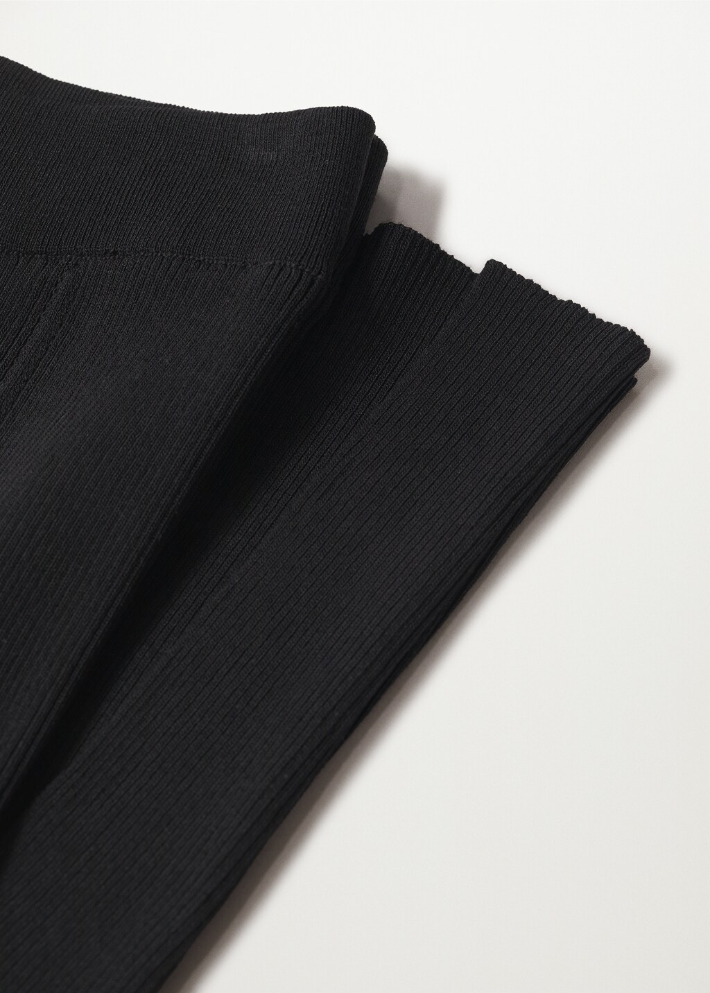 Slit hem leggings - Details of the article 8