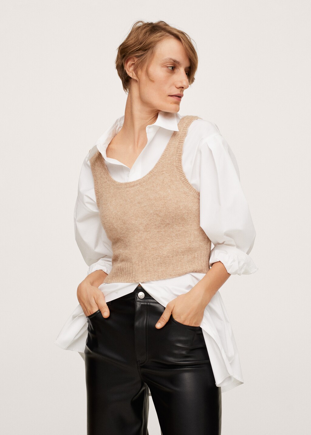 Leather effect high waist pant - Details of the article 2