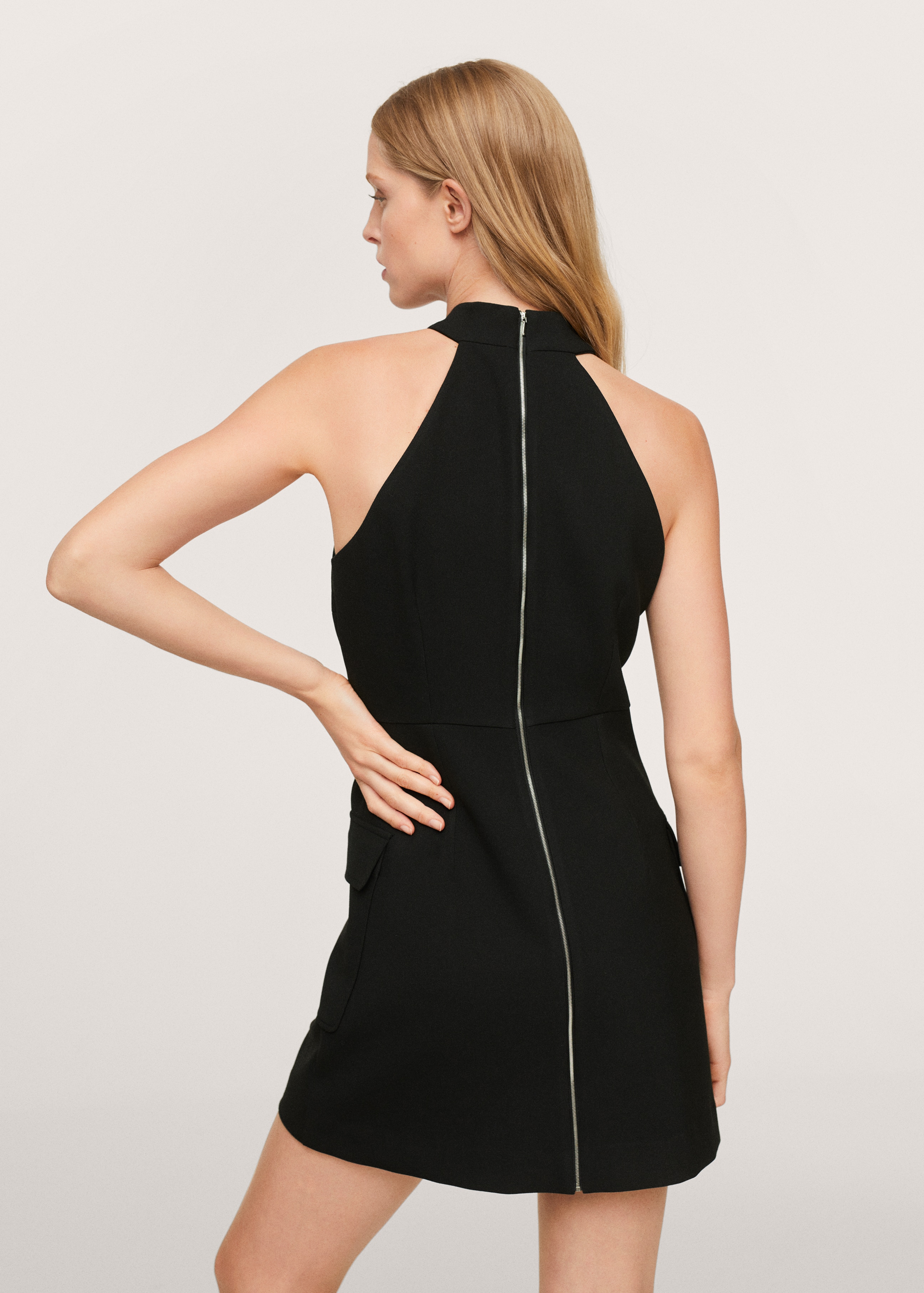 Halter neck dress - Reverse of the article