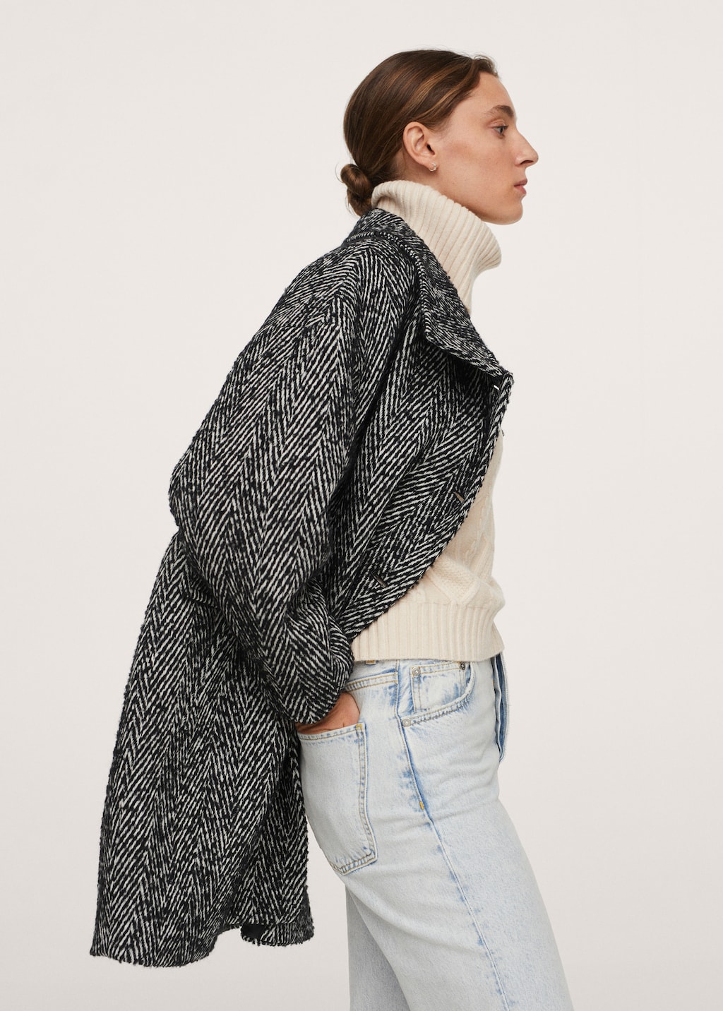 Wool funnel neck coat - Details of the article 2