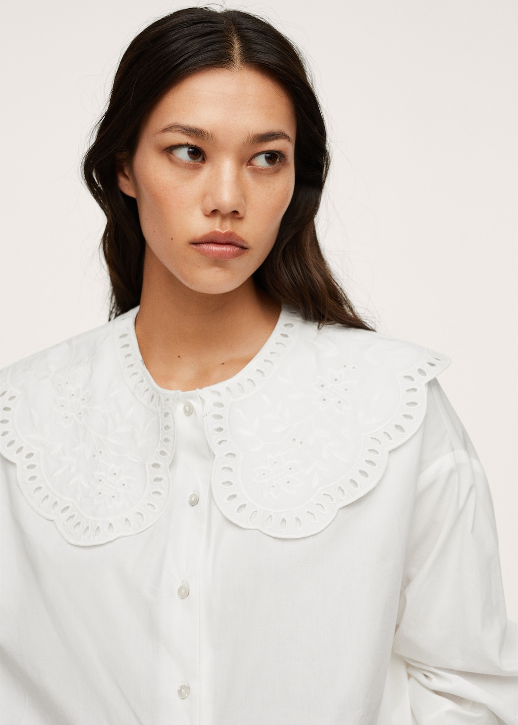 Babydoll collar blouse - Details of the article 1