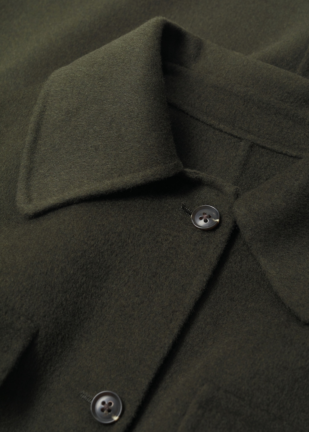 Oversized handmade overshirt - Details of the article 8