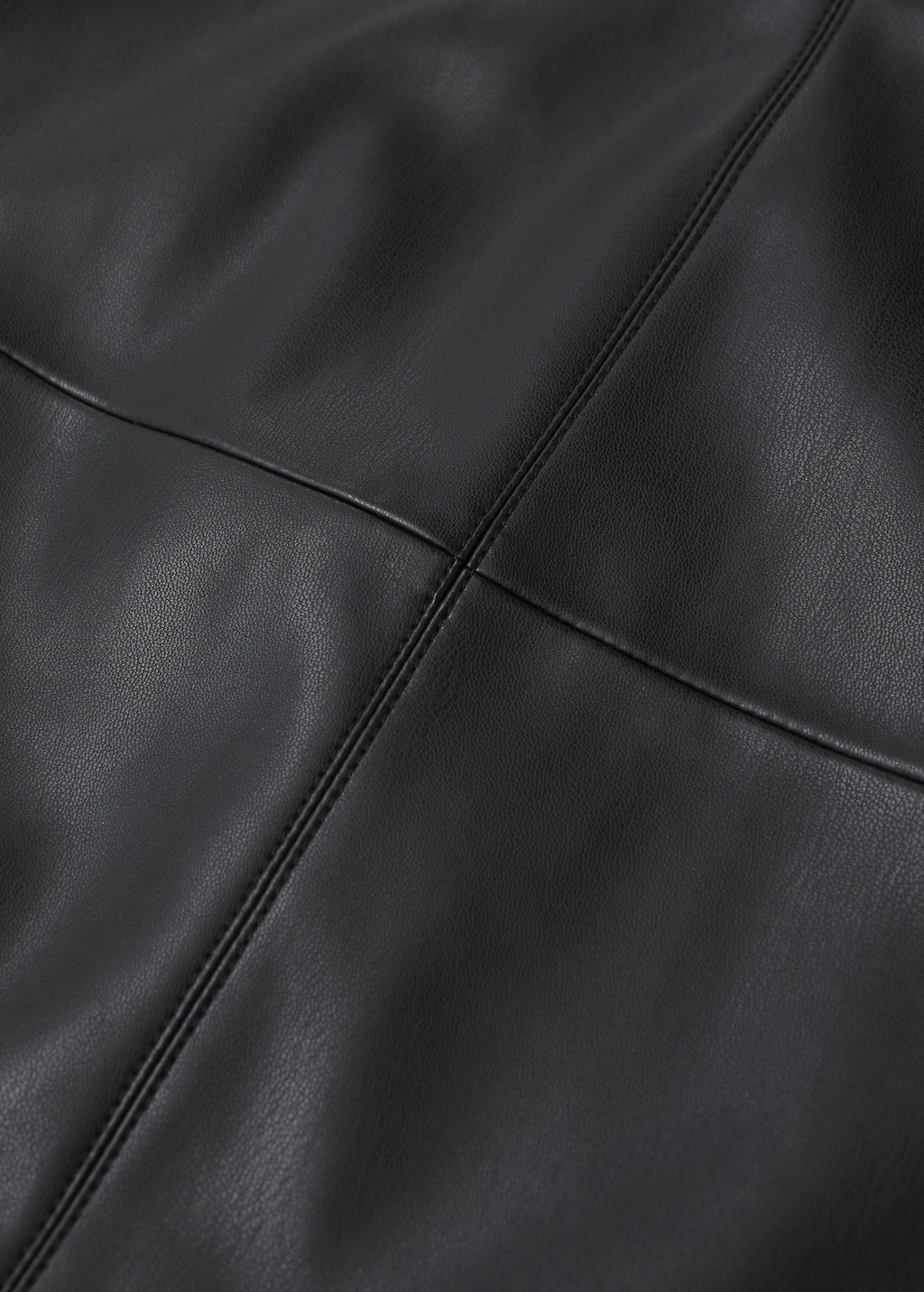 Faux-leather pencil skirt - Details of the article 8