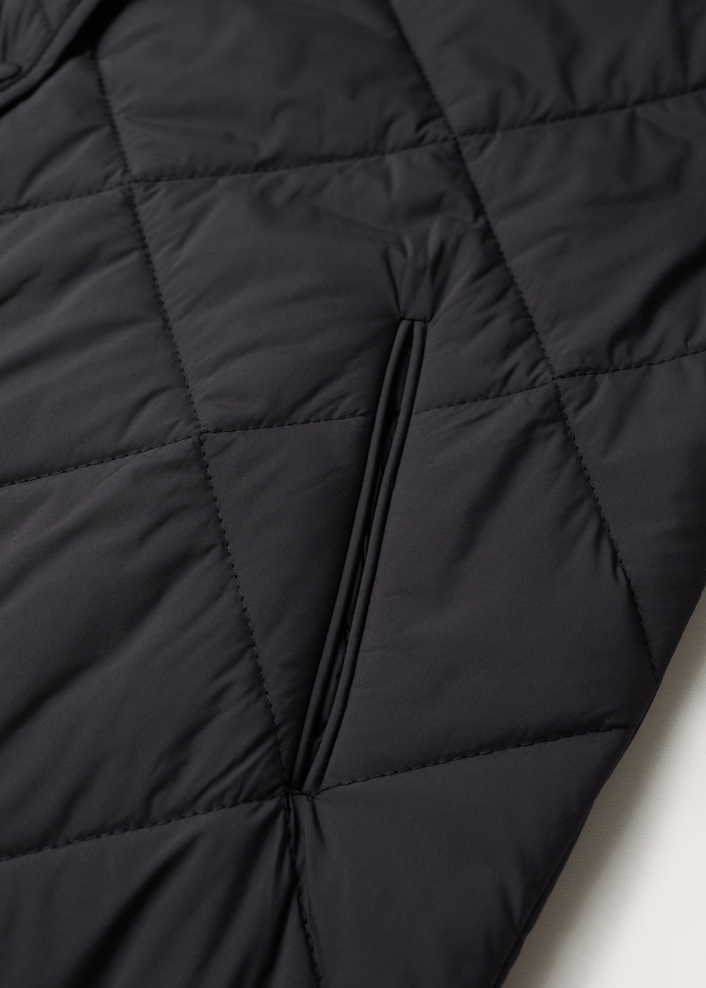 Ultralight quilted anorak - Details of the article 8