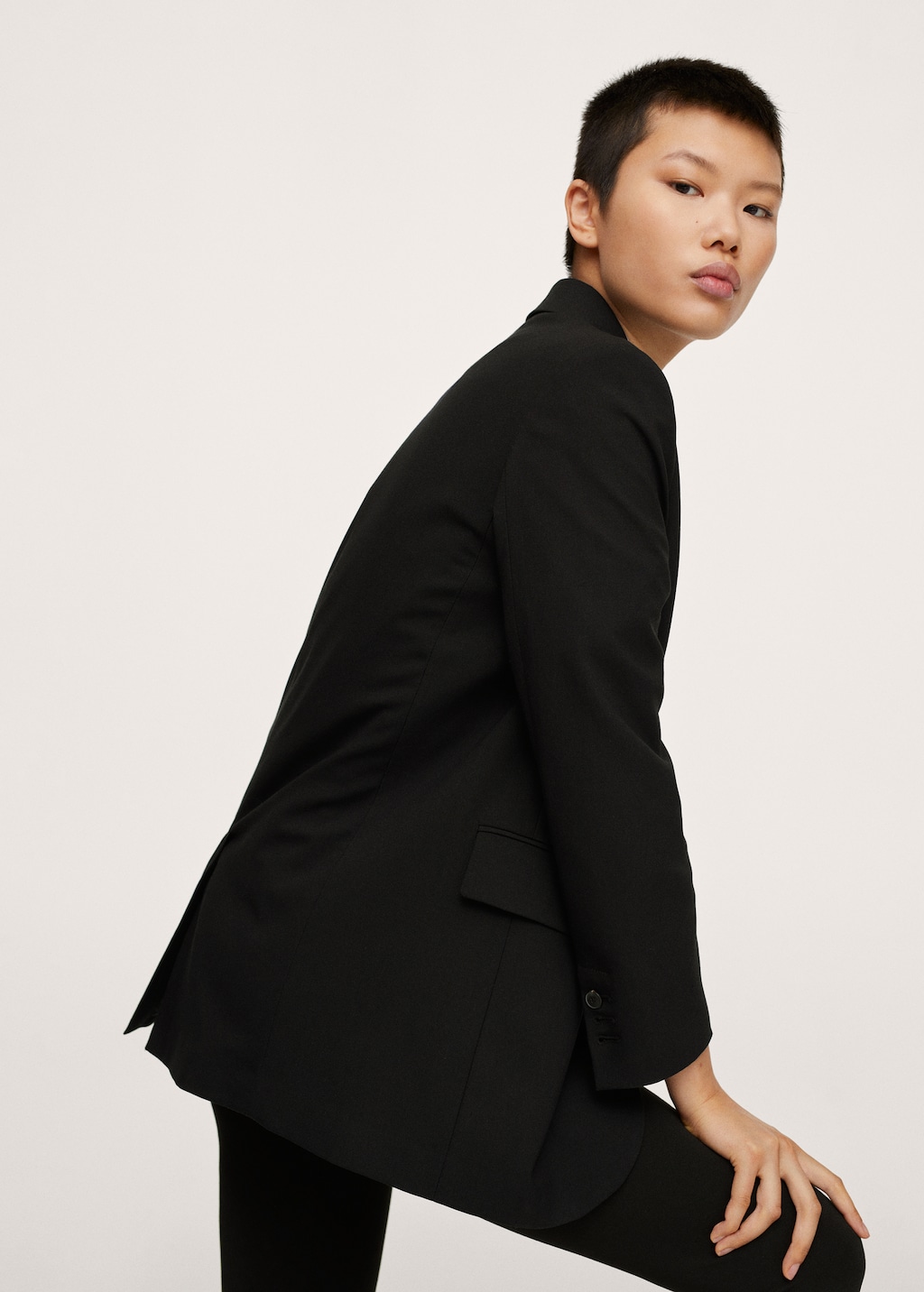 Pocketed oversize blazer - Details of the article 2