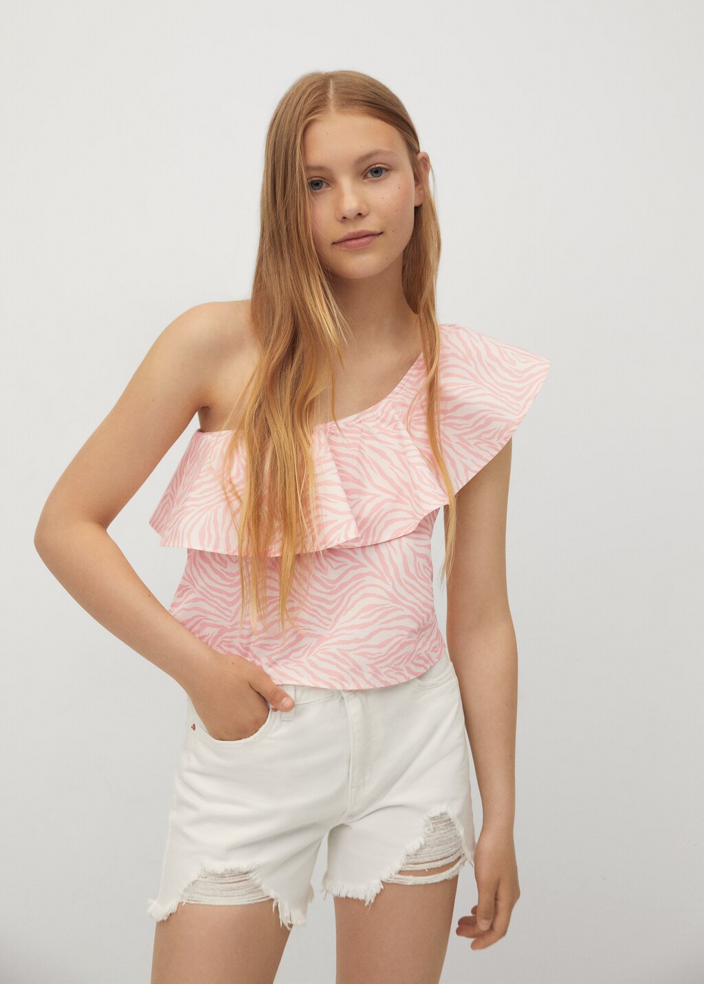 Asymmetric printed top - Details of the article 2