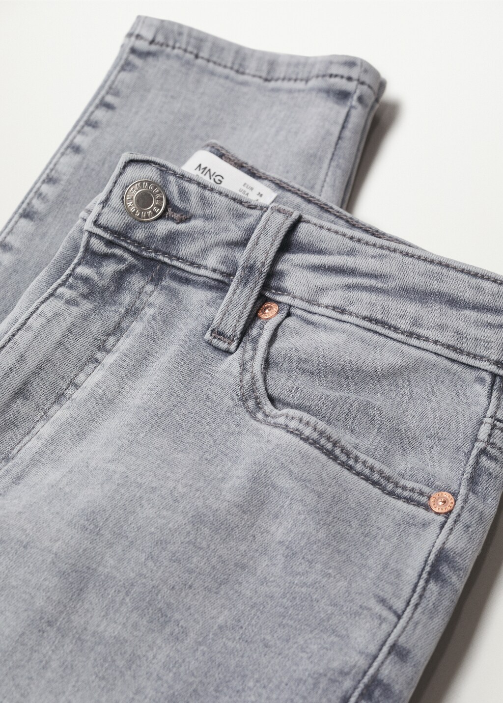 High-waist skinny jeans - Details of the article 8