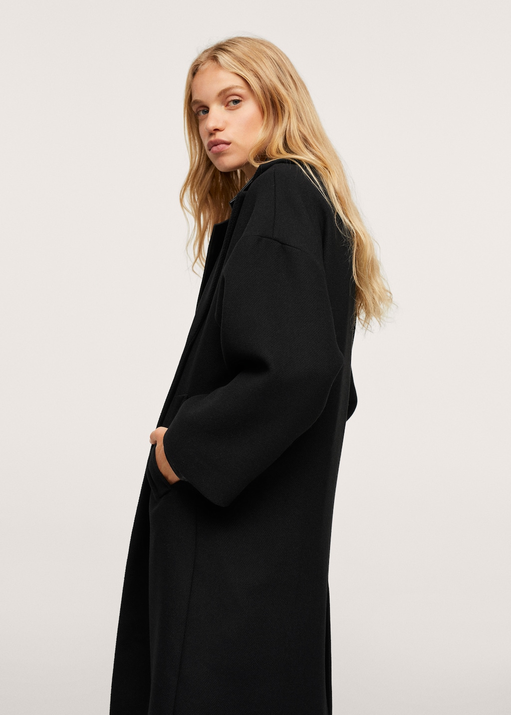 Oversize wool coat - Details of the article 1