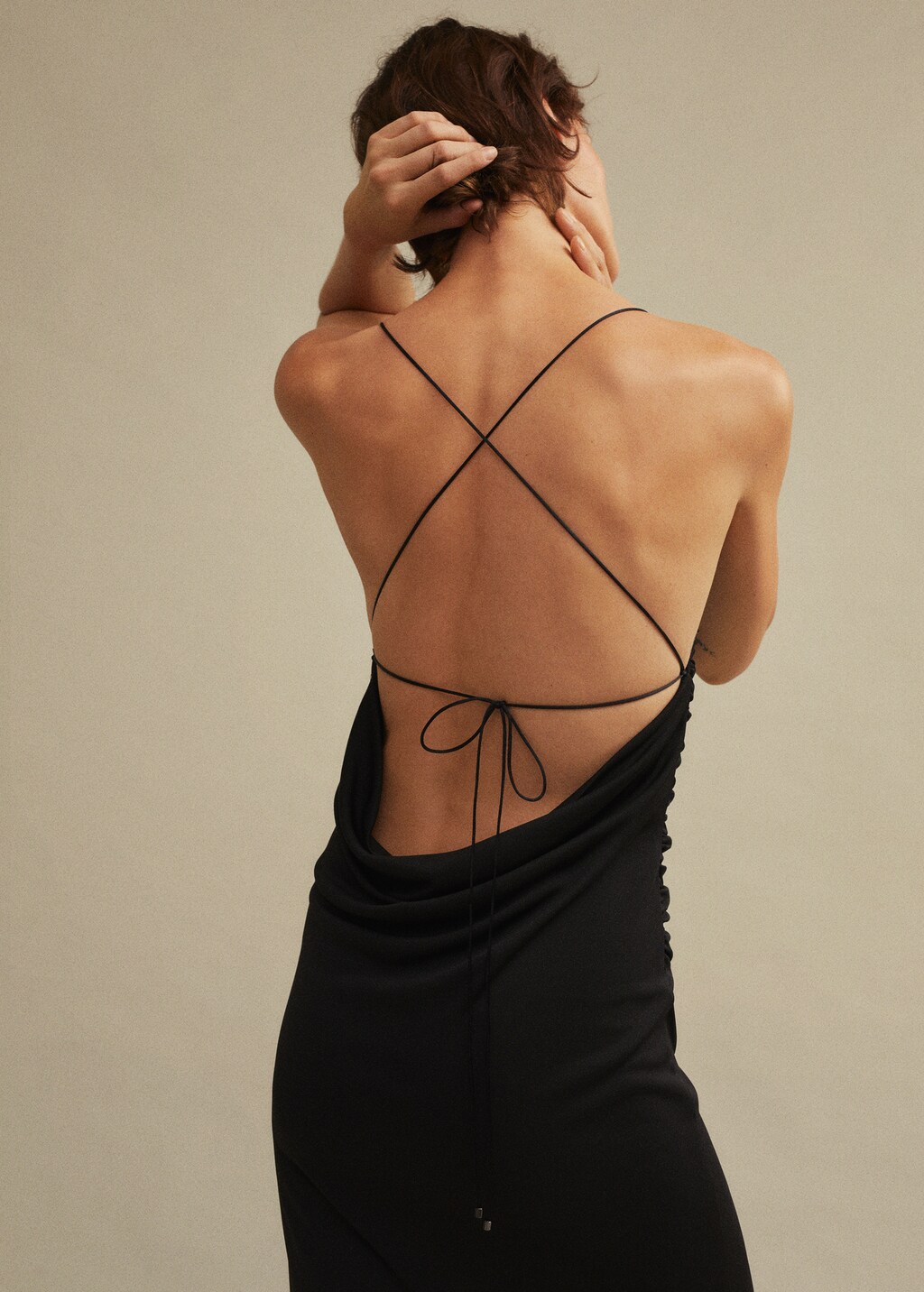 Open back dress - Details of the article 5