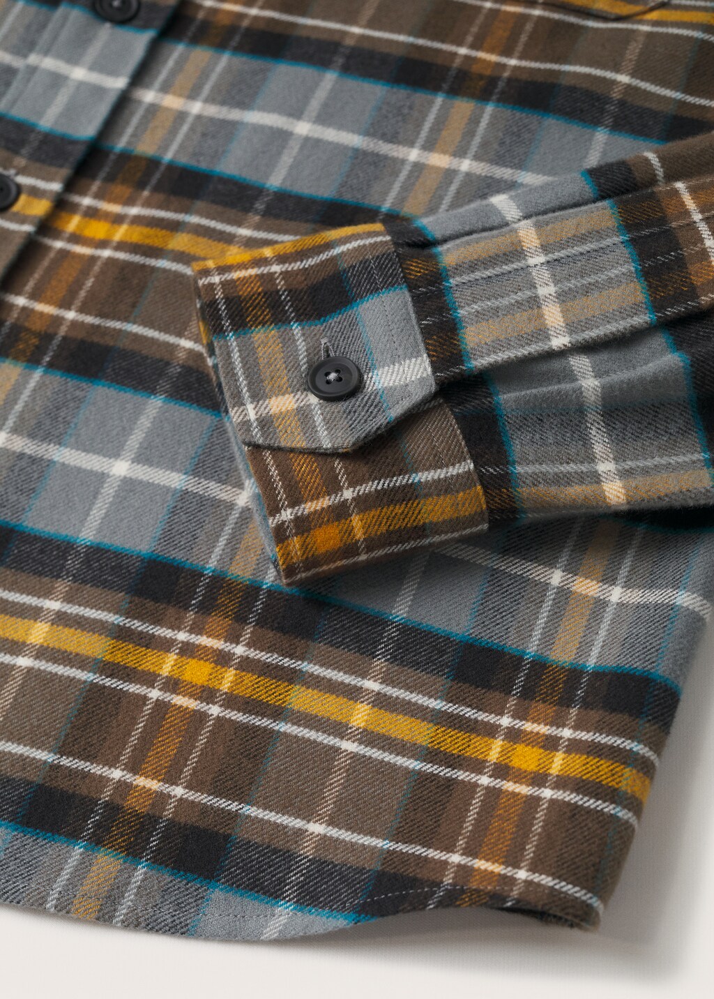 Checked flannel shirt - Details of the article 7