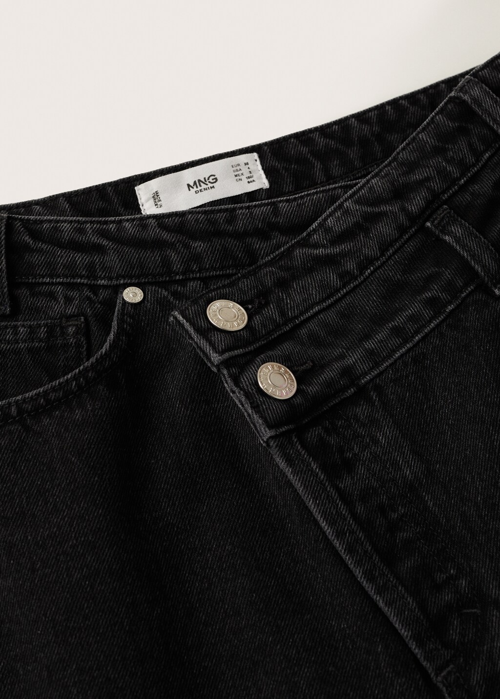 High waist straight jeans - Details of the article 8