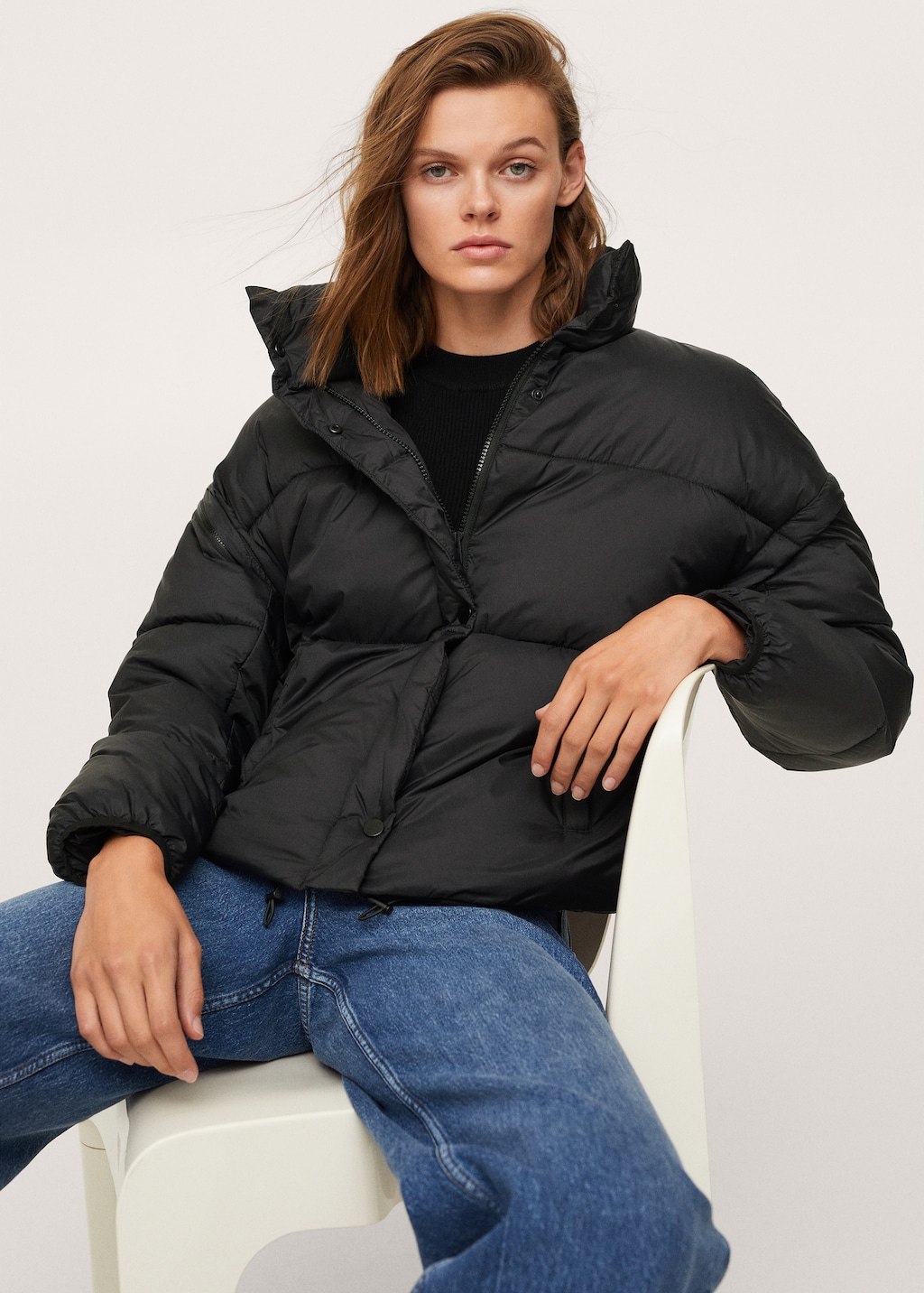 Padded jacket with detachable sleeves - Details of the article 3