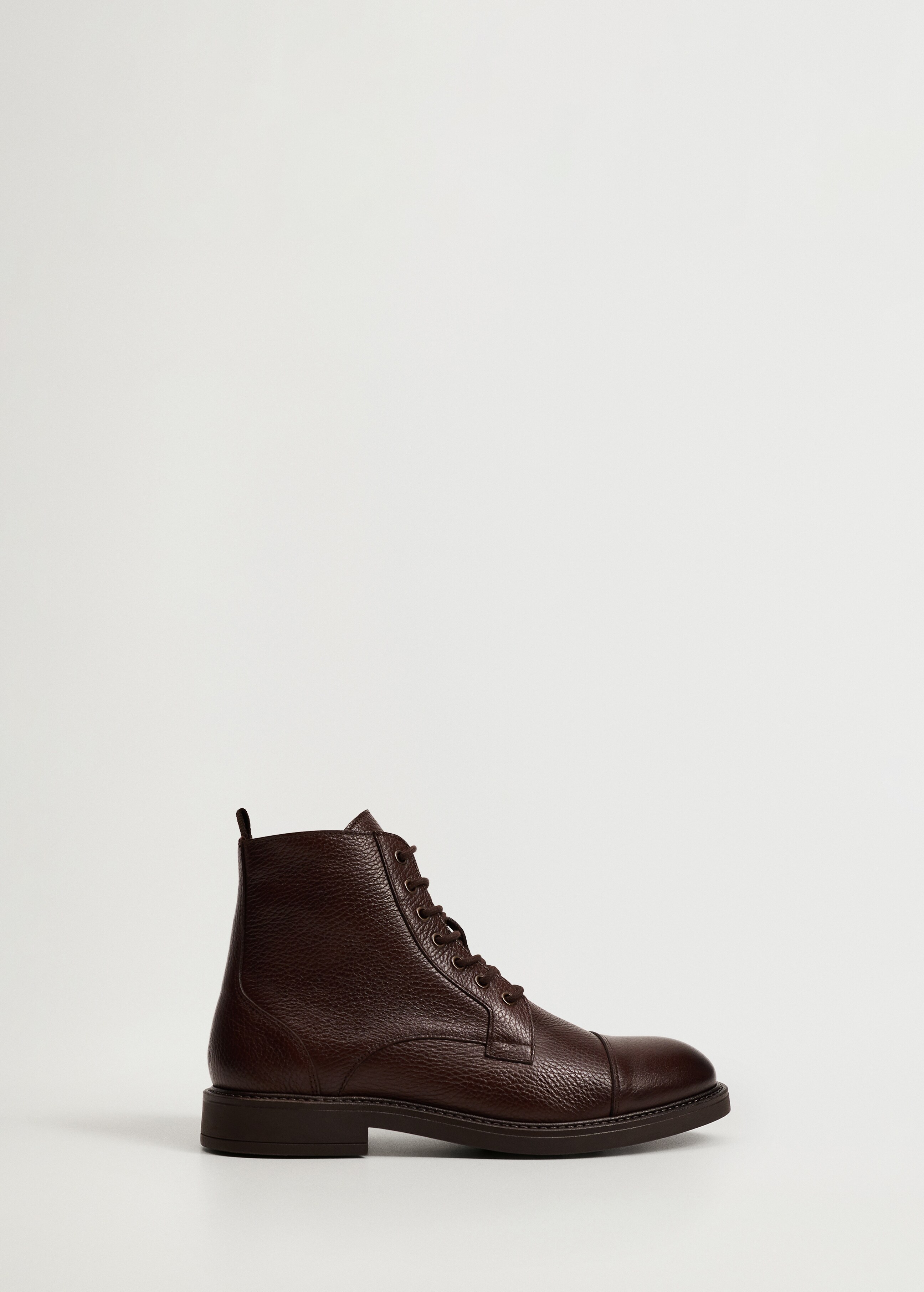 Lace-up leather boots - Article without model