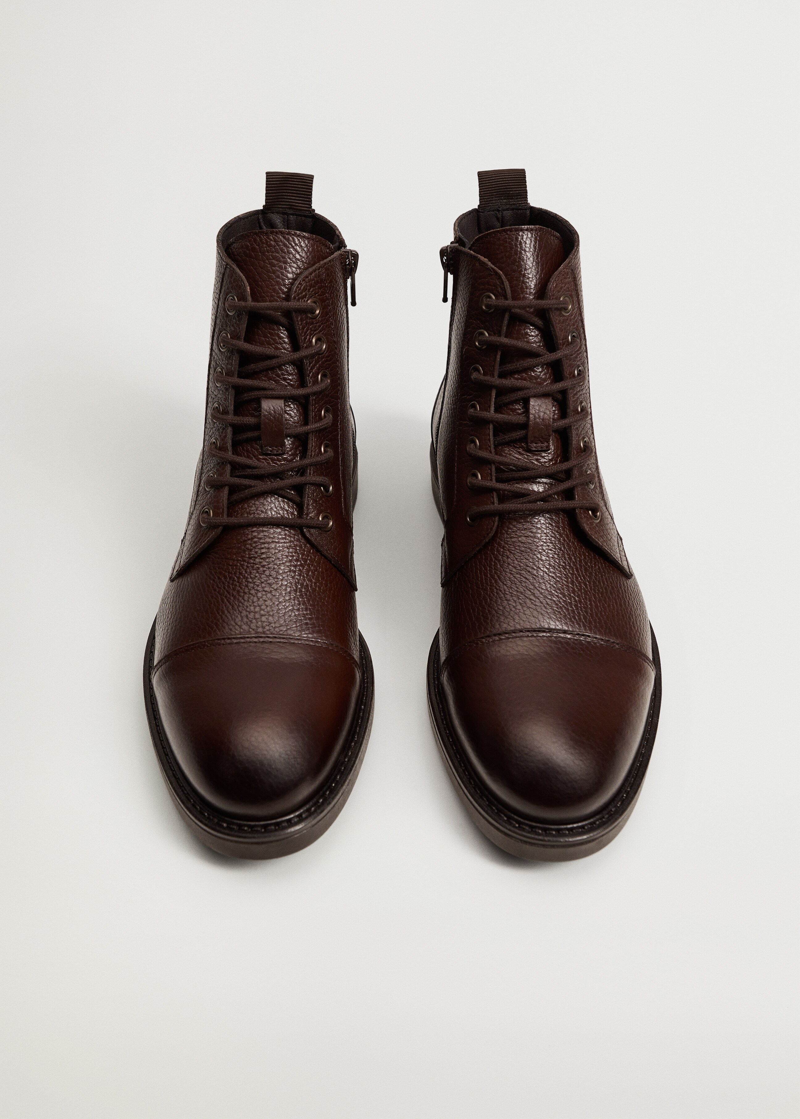 Lace-up leather boots - Details of the article 4