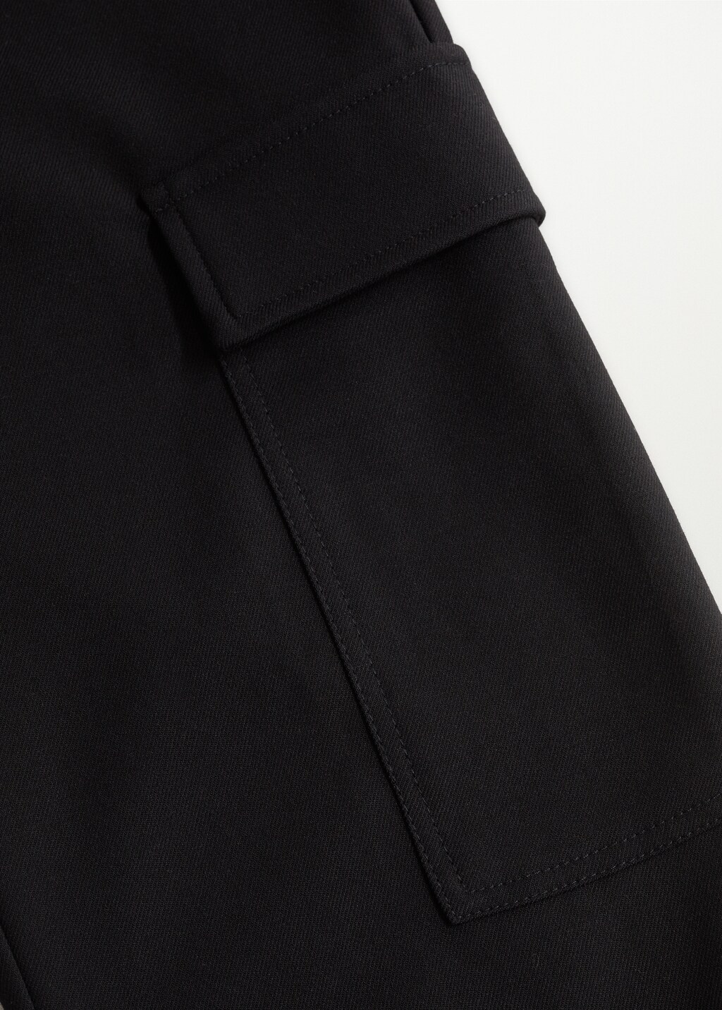 Pocket cargo pants - Details of the article 8