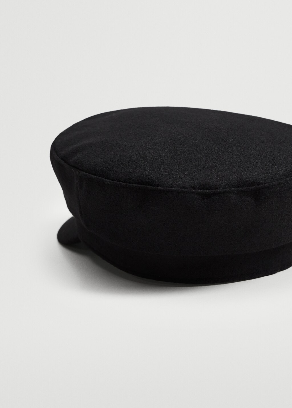  Visor beret - Details of the article 2