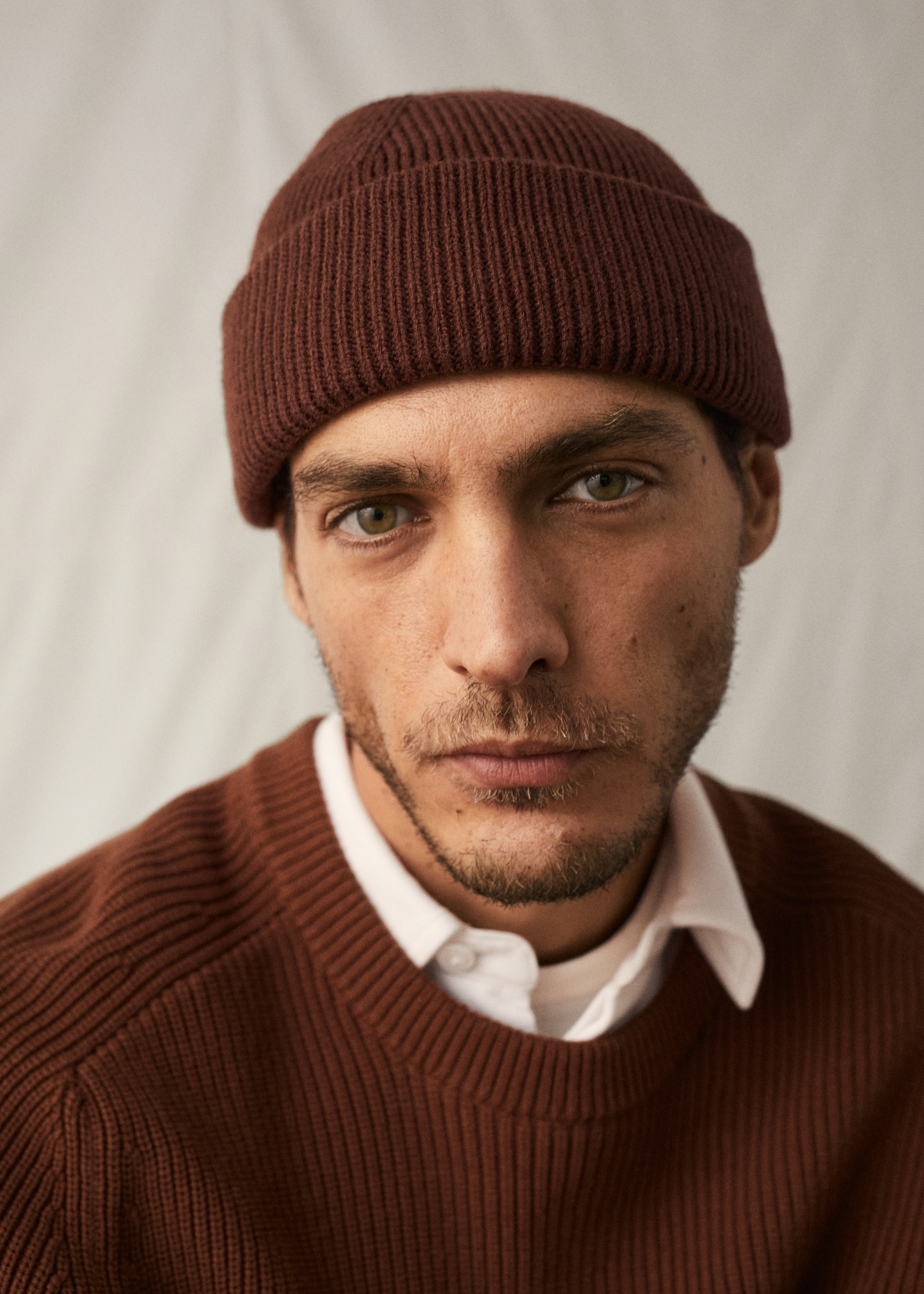 Short knitted hat - Details of the article 5