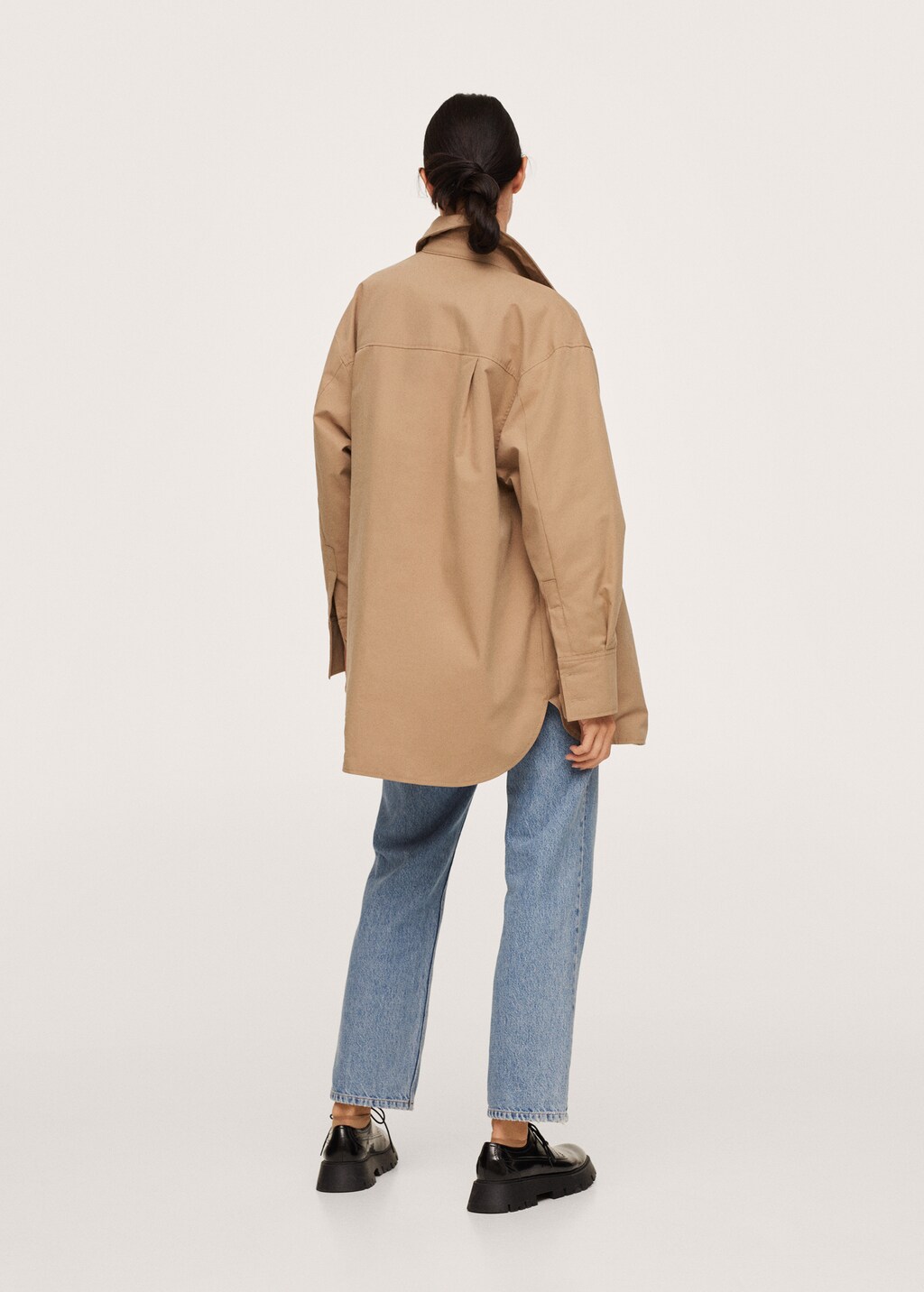 Oversized overshirt with pockets - Reverse of the article