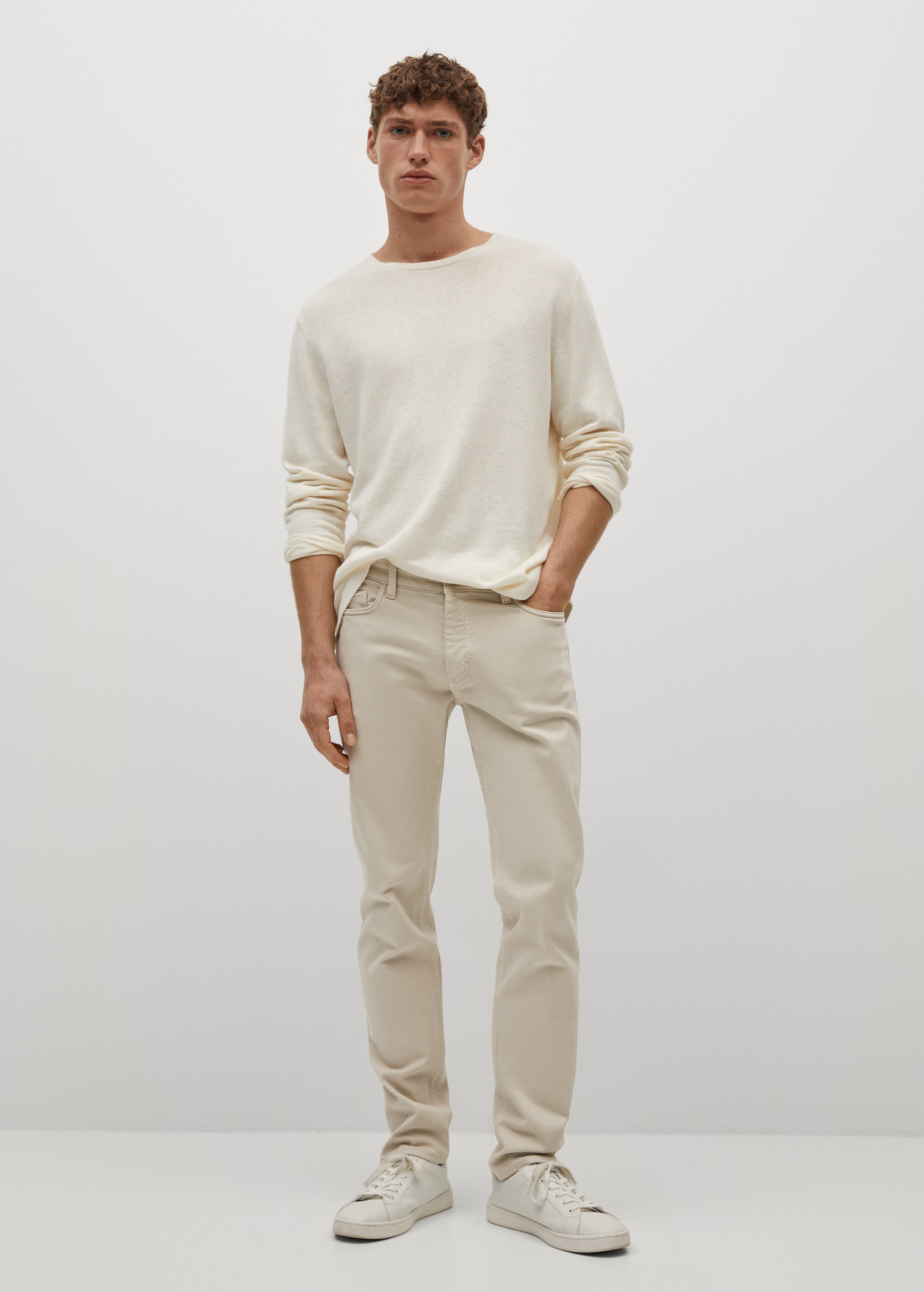 Slim-fit colored jeans - General plane