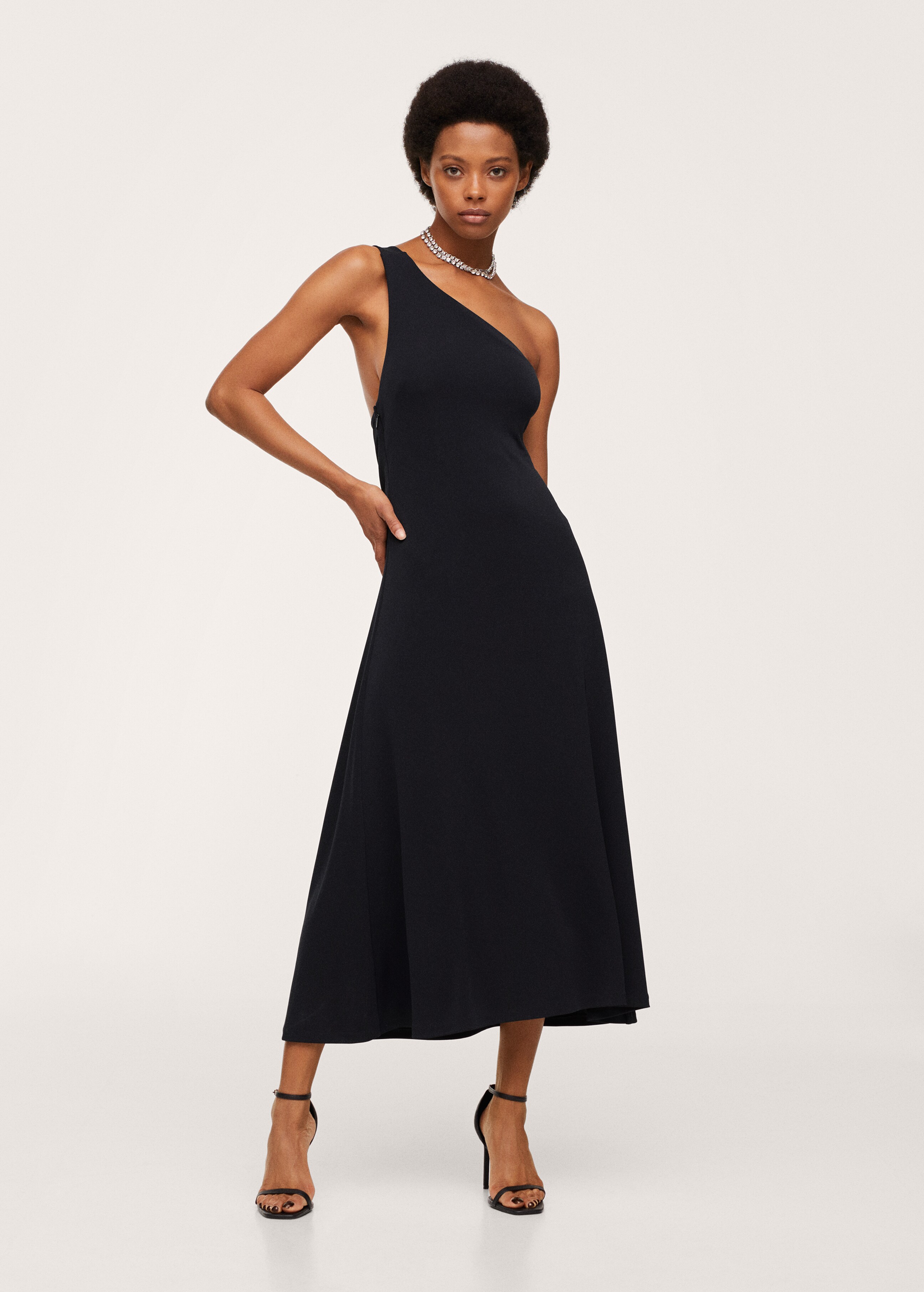 Cut-out back dress - General plane