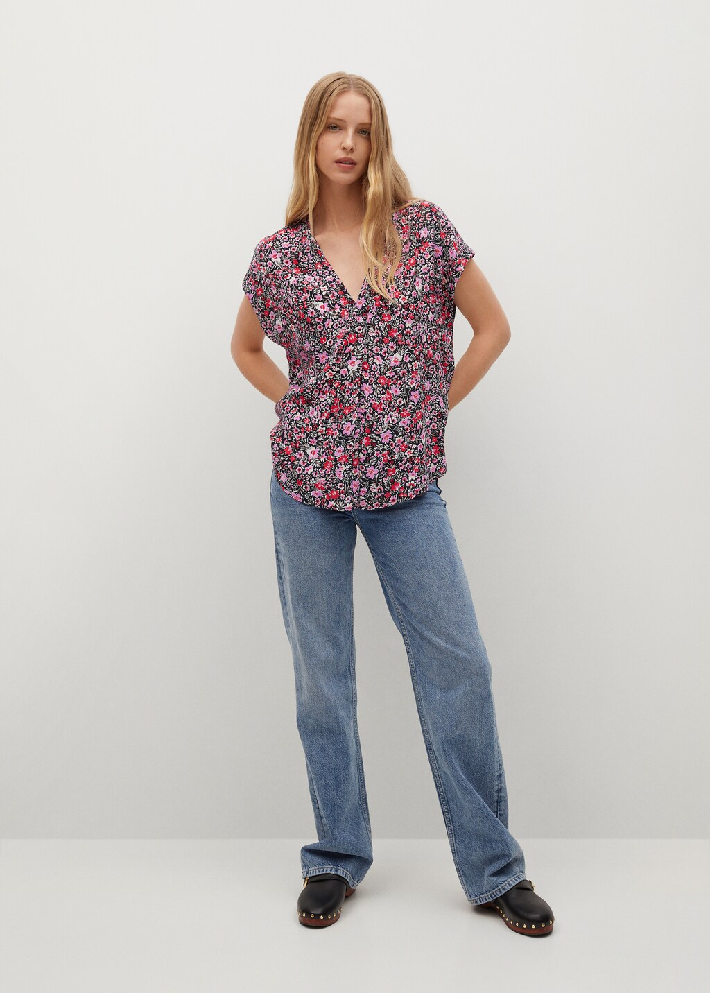 Oversize printed blouse - General plane