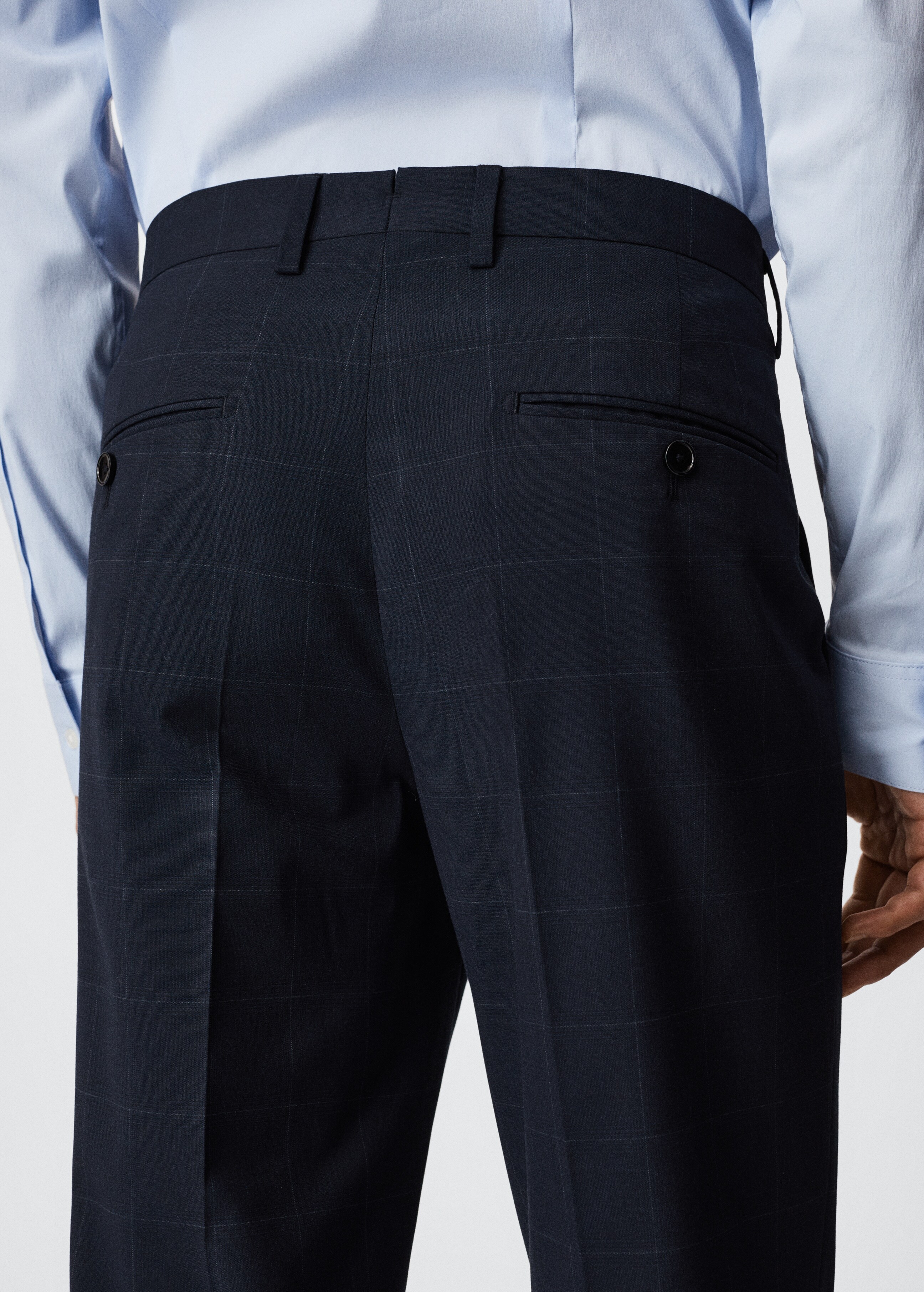 Pantalons vestir slim fit quadres - Detall de l'article 3