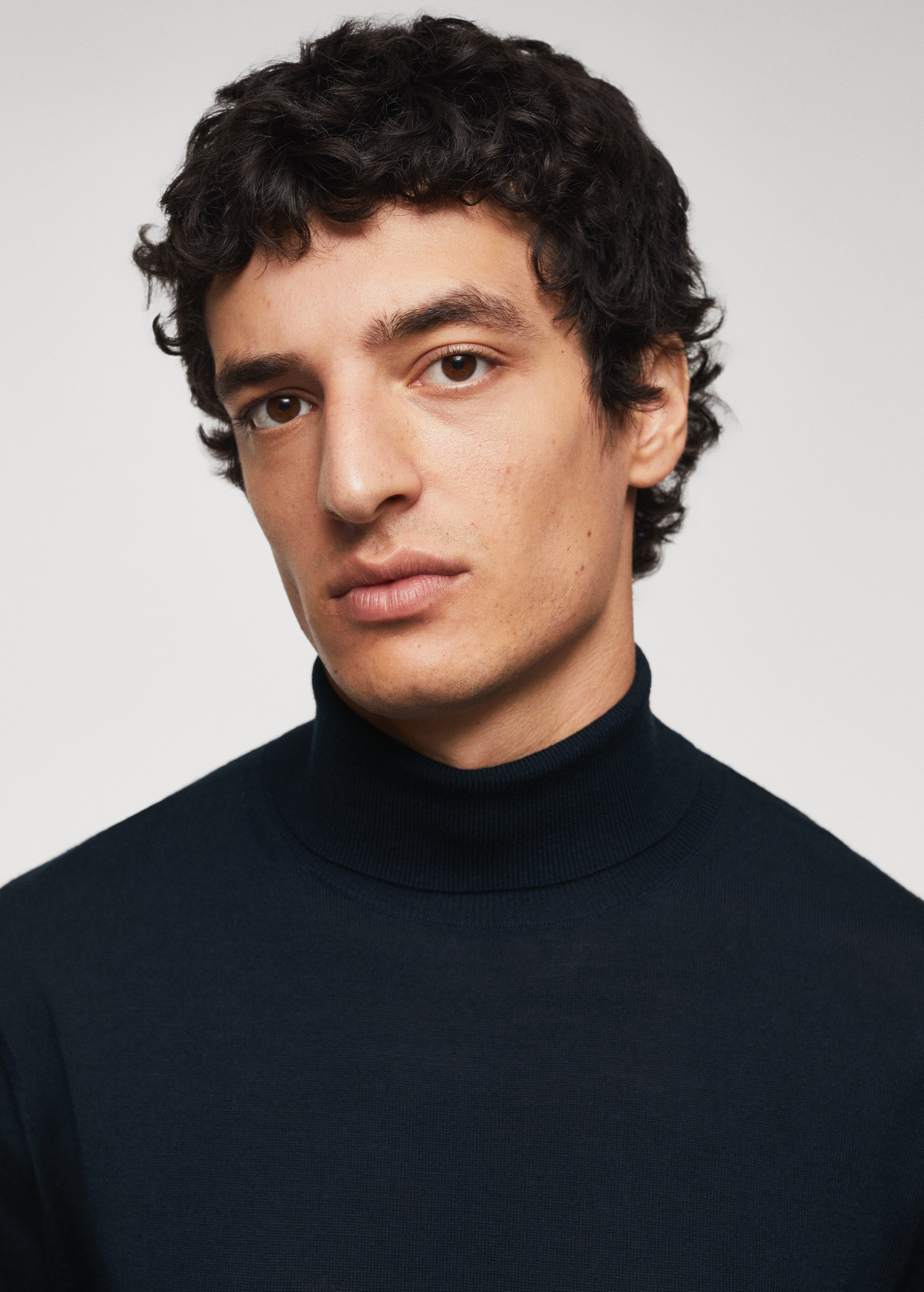 Turtleneck wool sweater - Details of the article 1