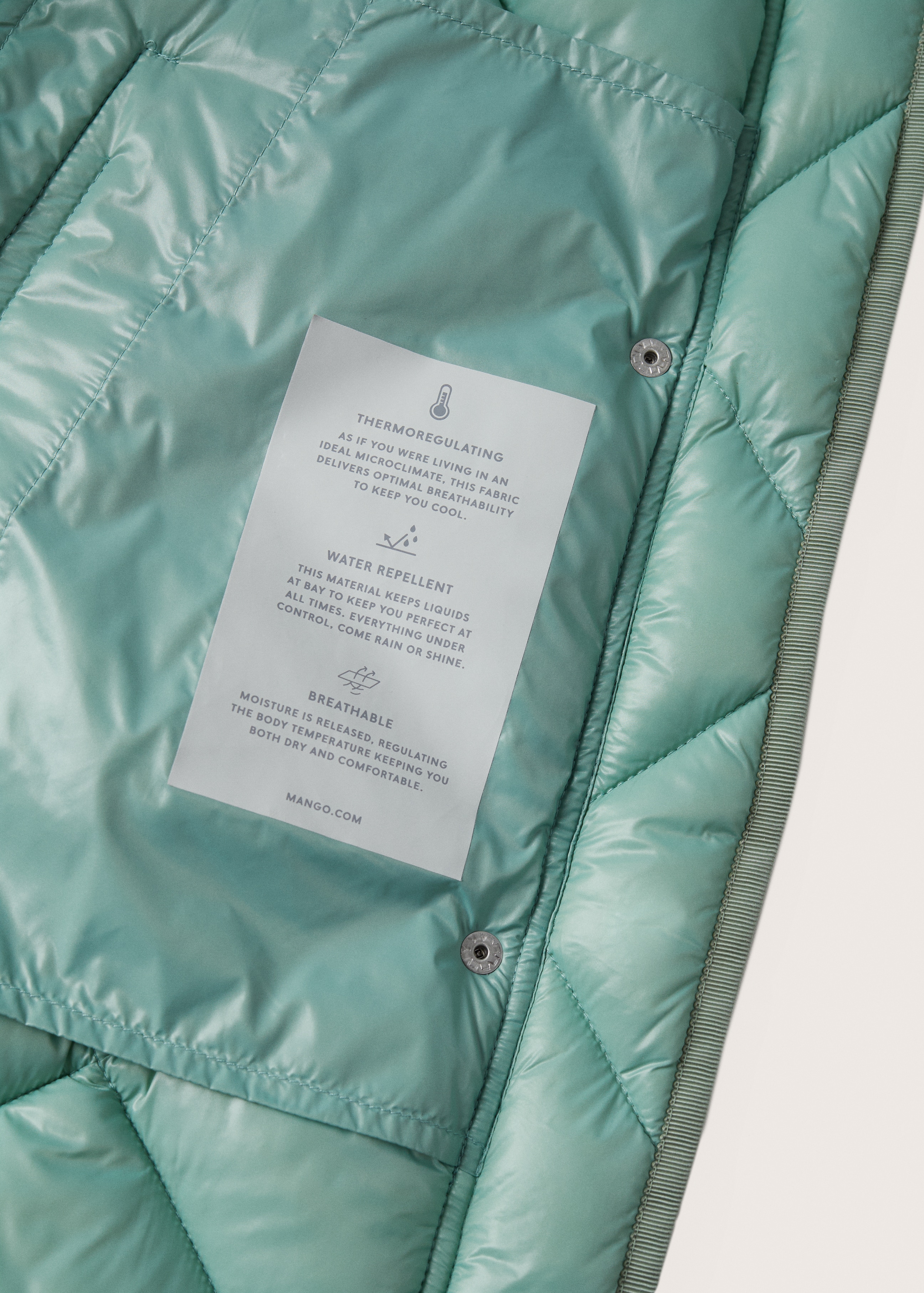 Water-repellent quilted coat - Details of the article 8