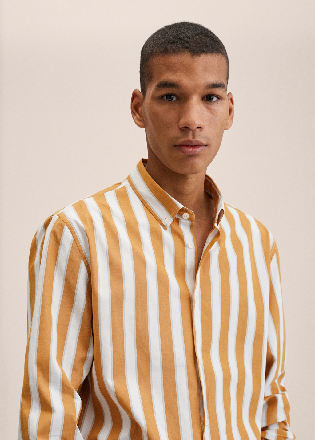 Striped slim-fit shirt - Details of the article 1