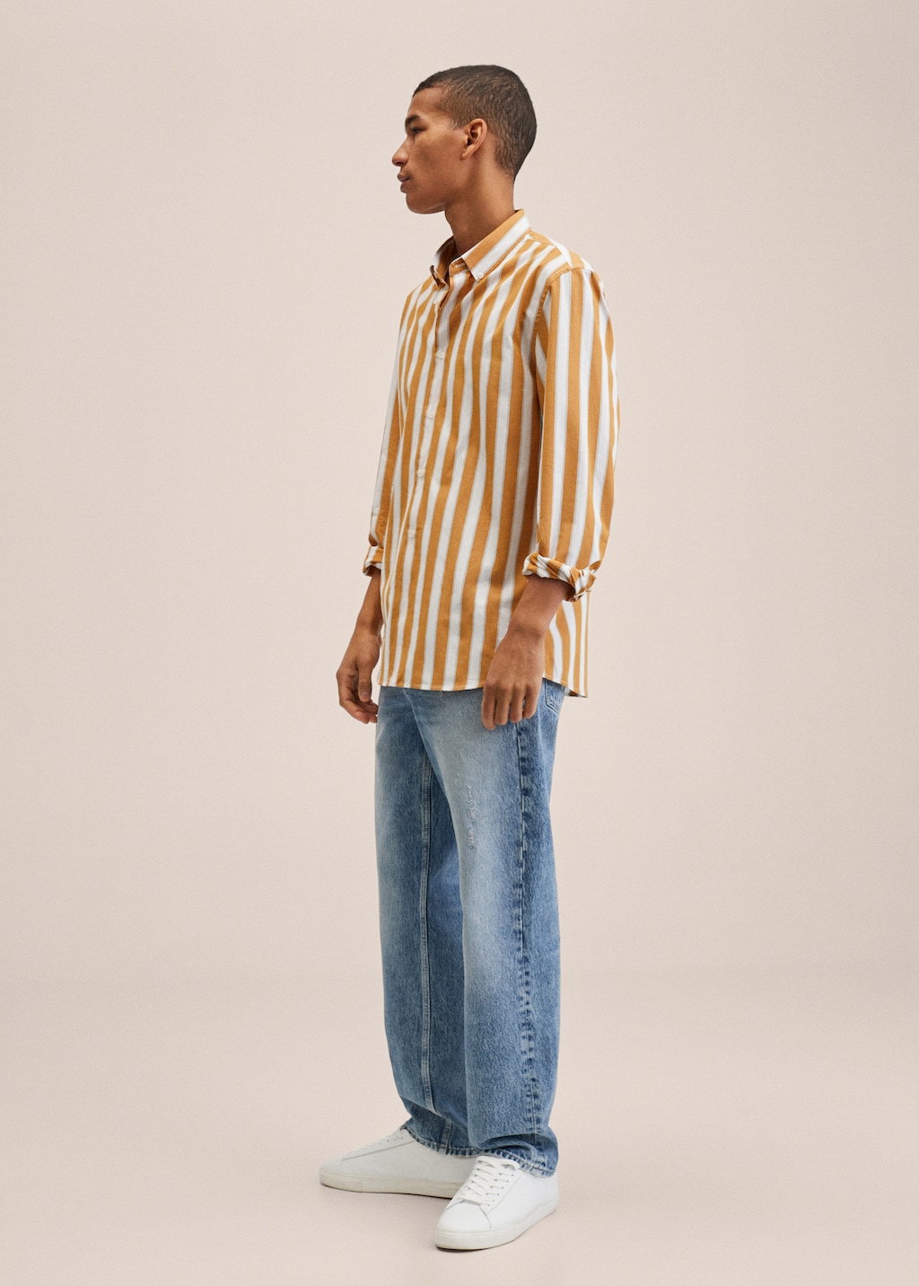 Striped slim-fit shirt - Details of the article 2