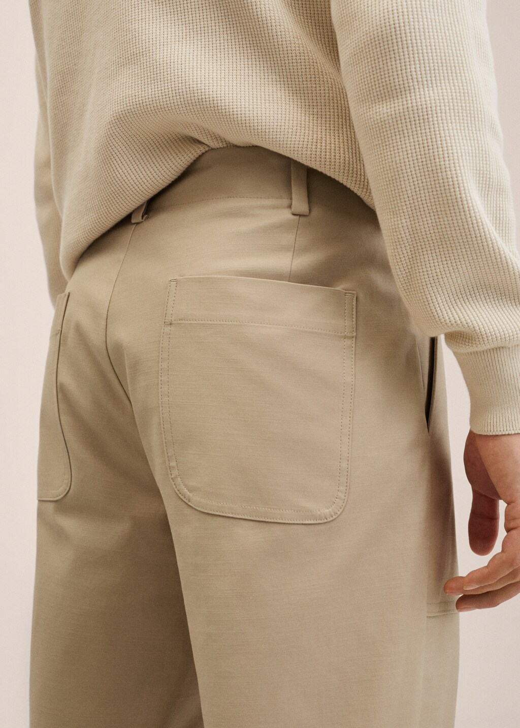 Pocket cotton trousers - Reverse of the article