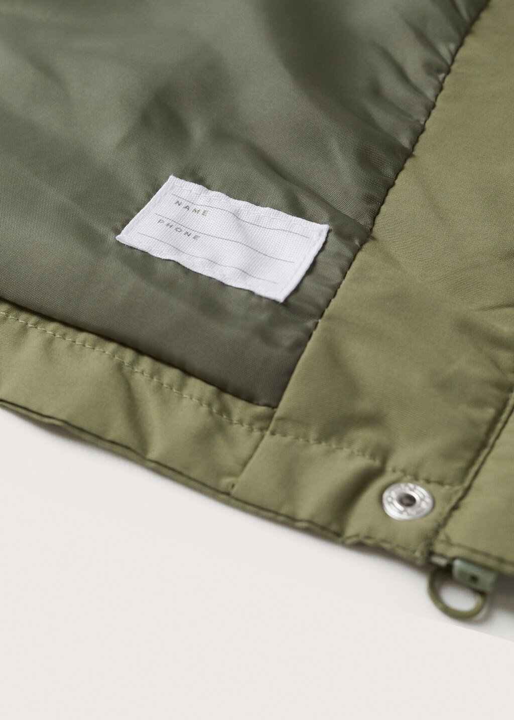 Hooded parka with pocket - Details of the article 8