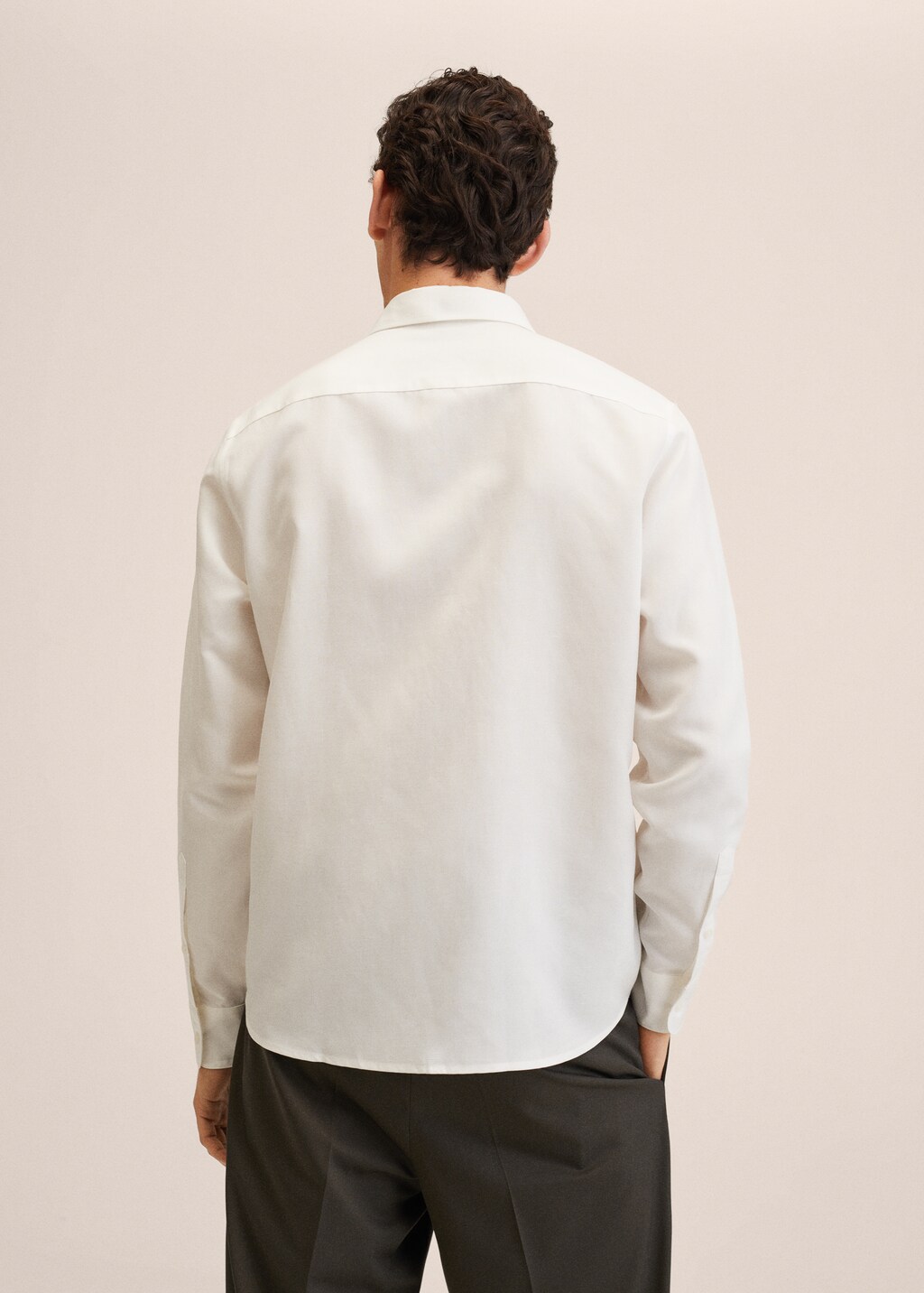 Linen lyocell shirt with pocket - Reverse of the article