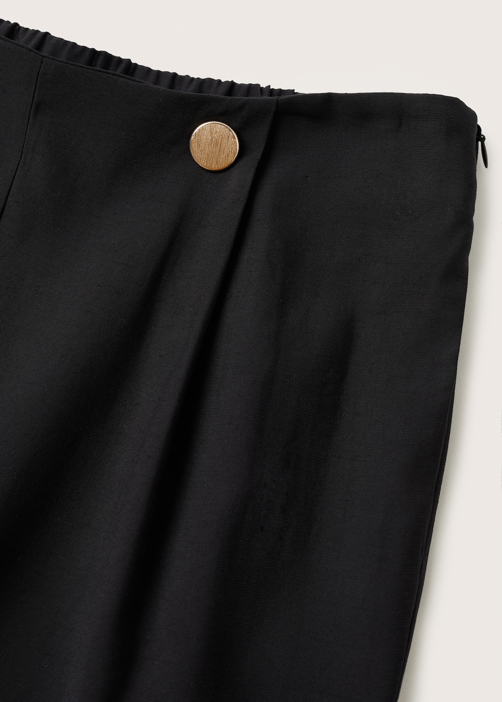 Cropped button pants - Details of the article 8