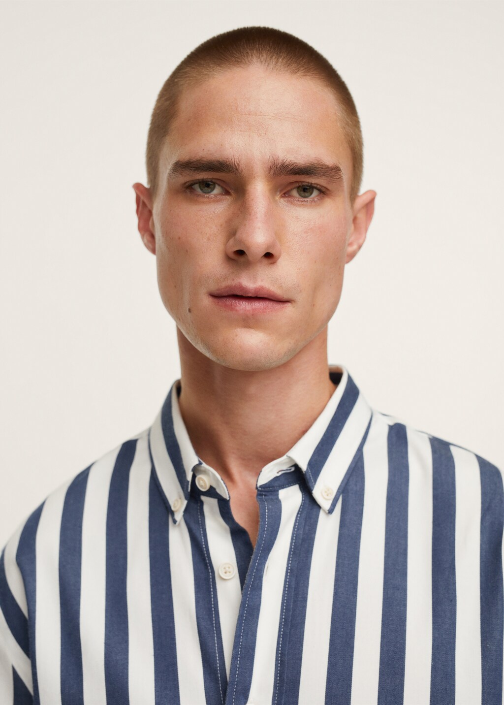 Striped cotton shirt - Details of the article 1