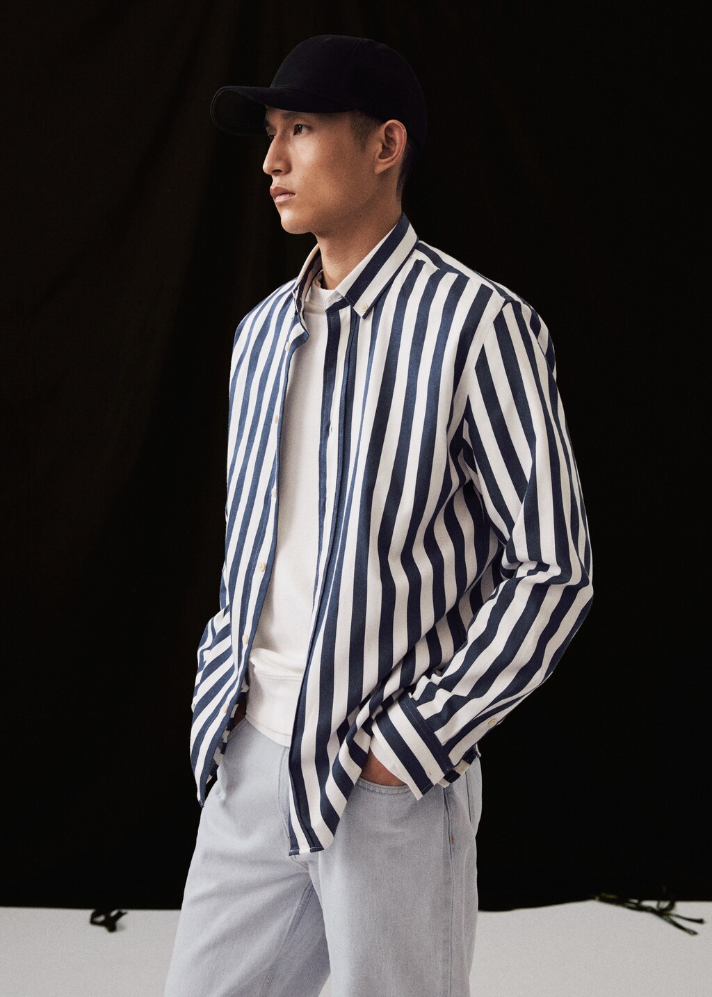 Striped cotton shirt - Details of the article 5