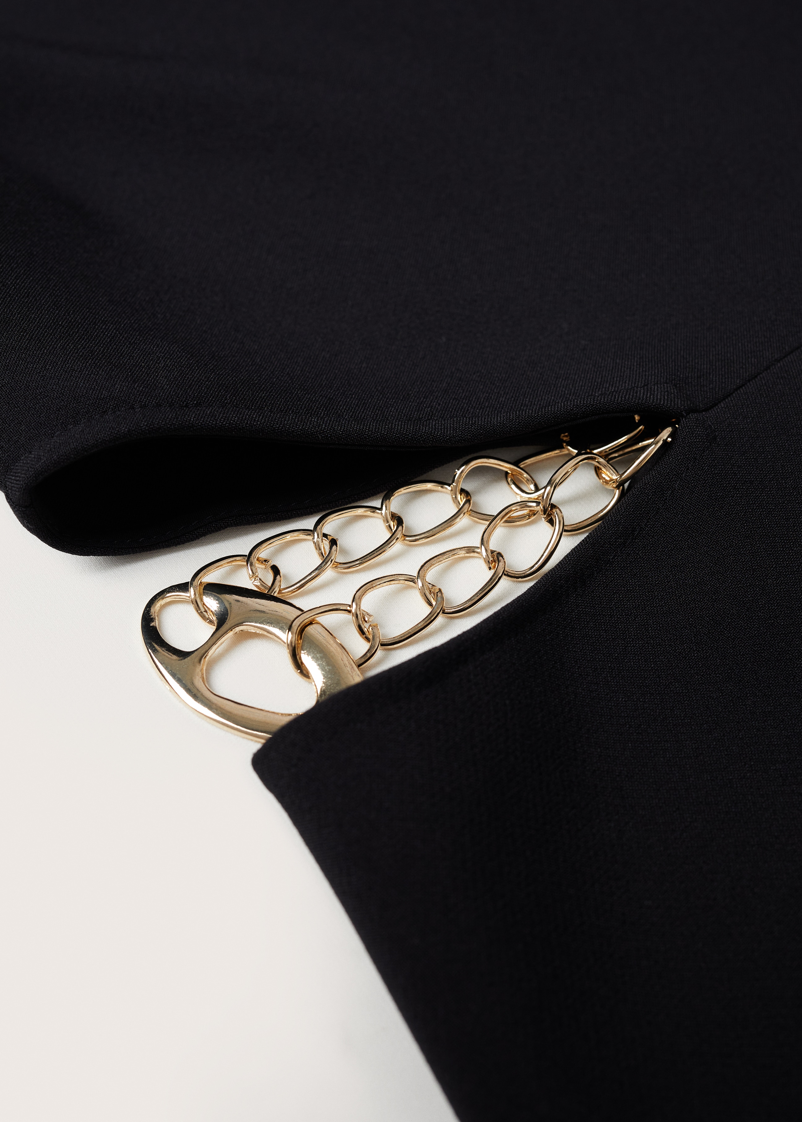Cut-out bodycon dress - Details of the article 8