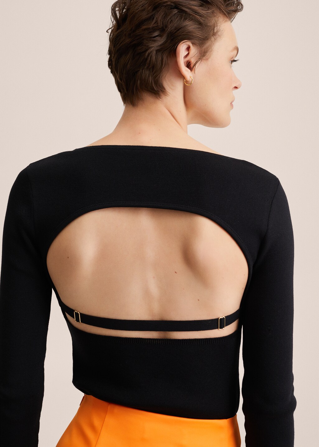 Open-back sweater - Details of the article 1