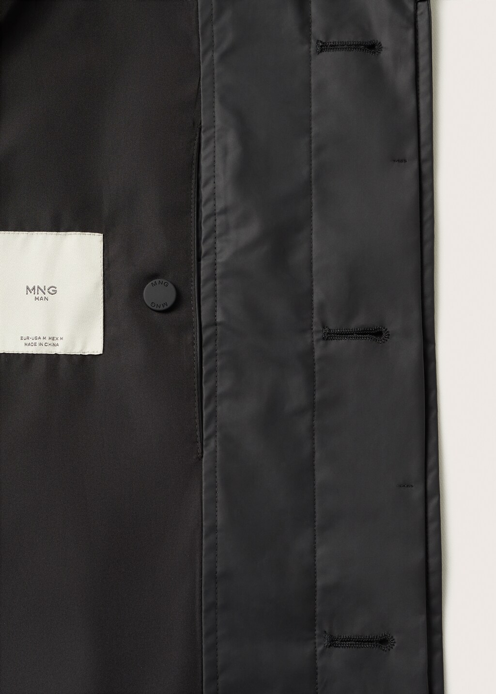 Hooded waterproof trench coat - Details of the article 8