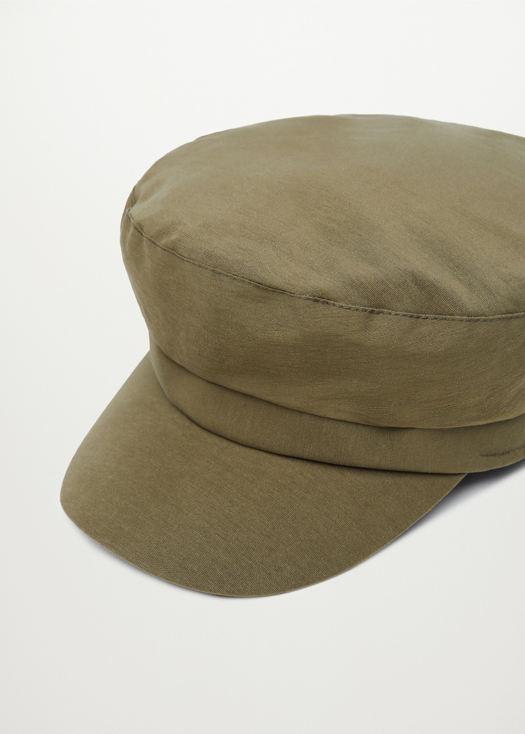 Cap with visor - Details of the article 2