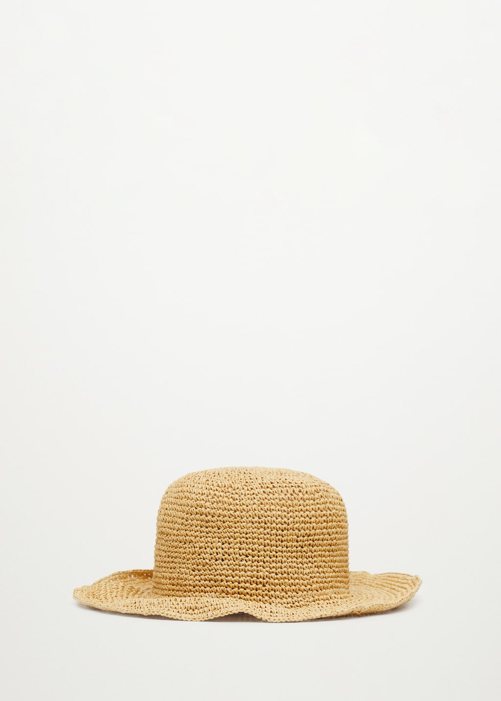 Raffia hat