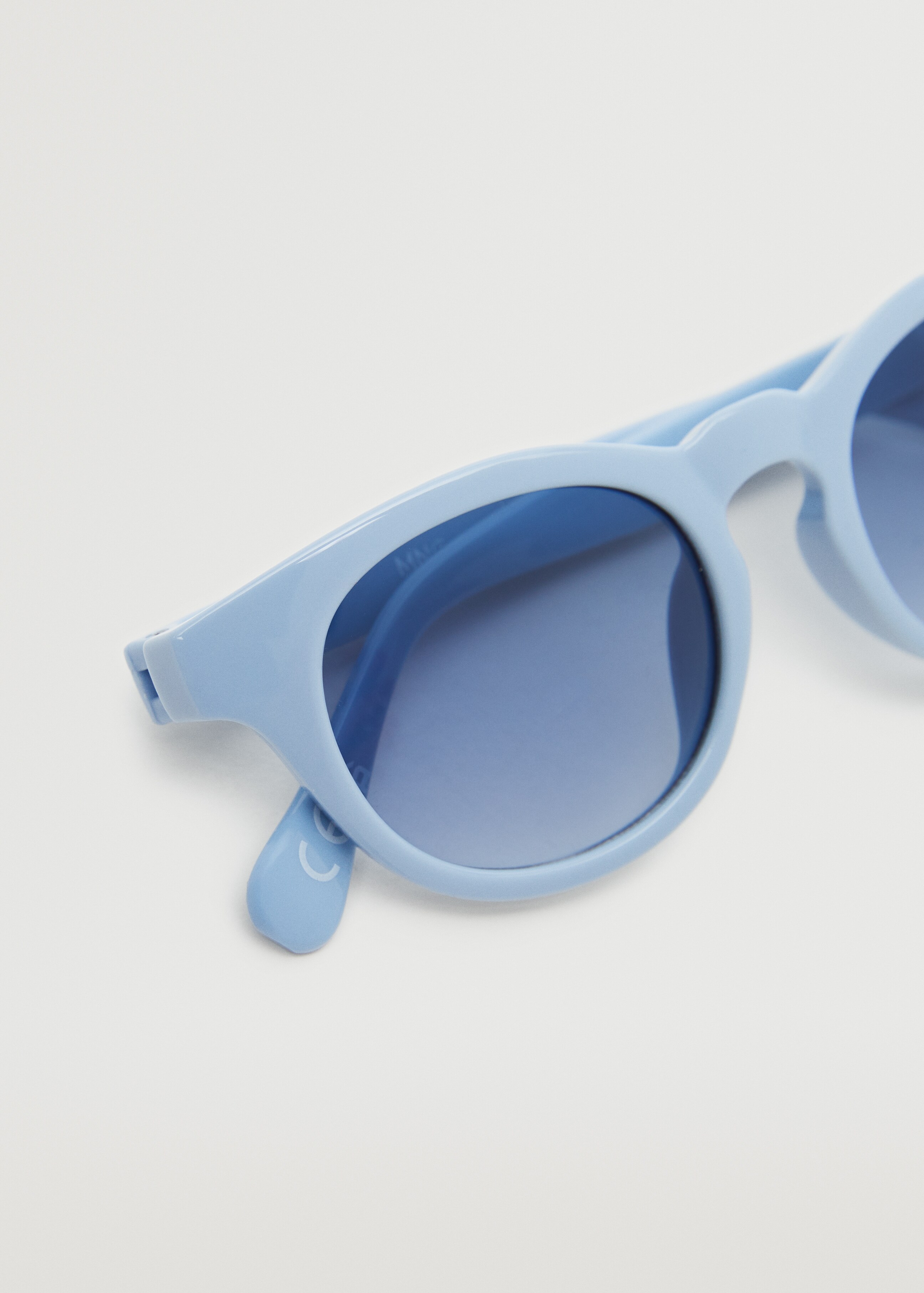 Clear frame sunglasses - Details of the article 3