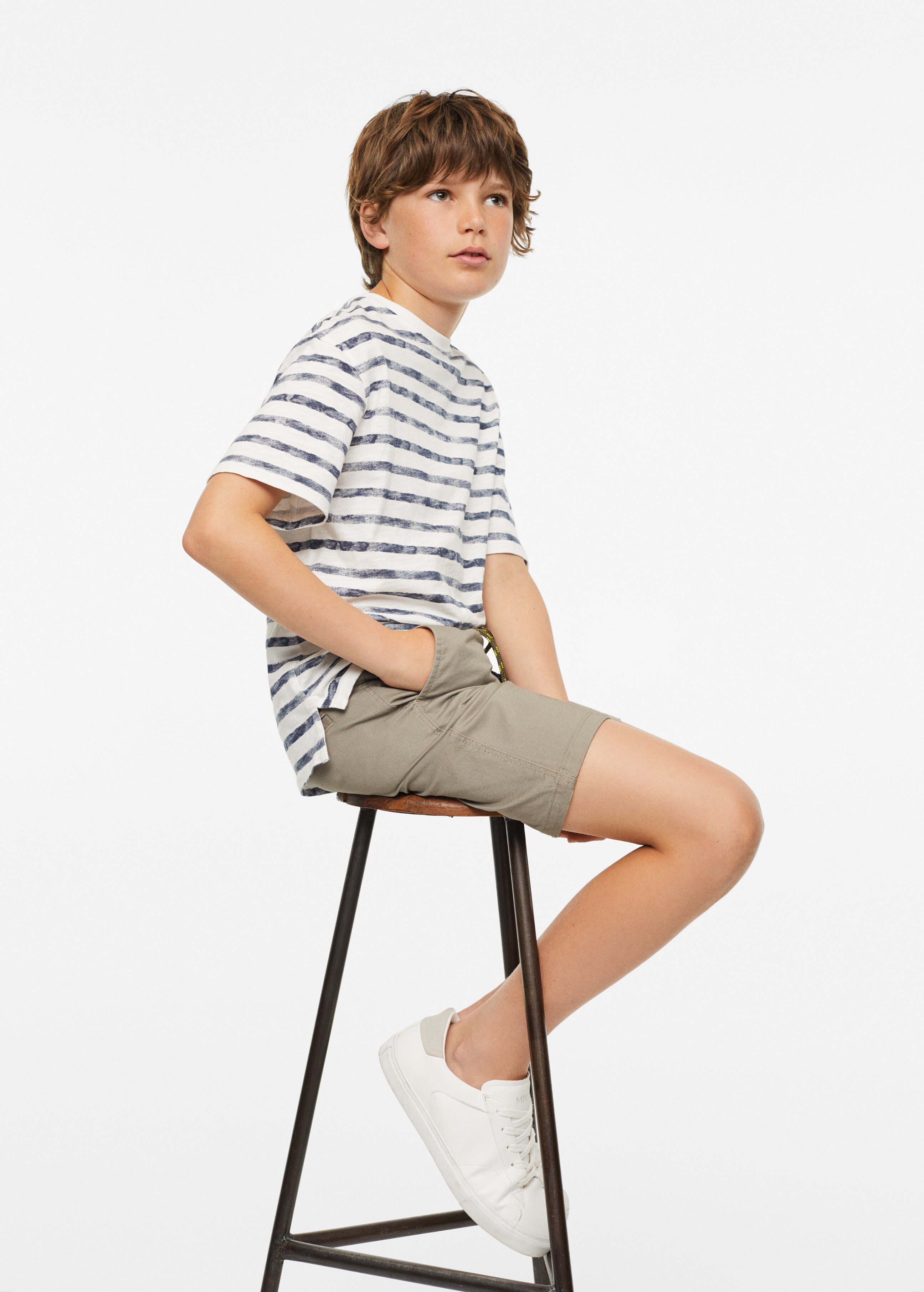 Cotton shorts with drawstring - Details of the article 3