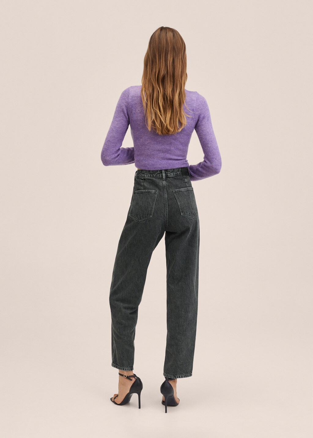 High-rise tapered jeans - Reverse of the article