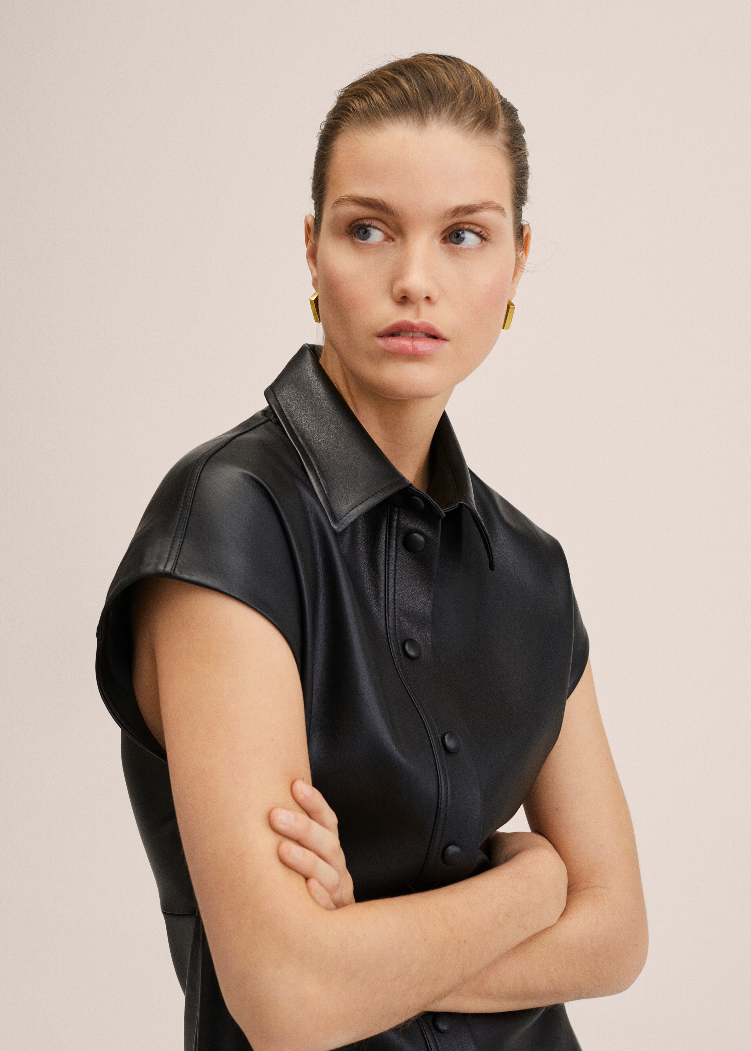 Faux-leather shirt dress - Details of the article 1