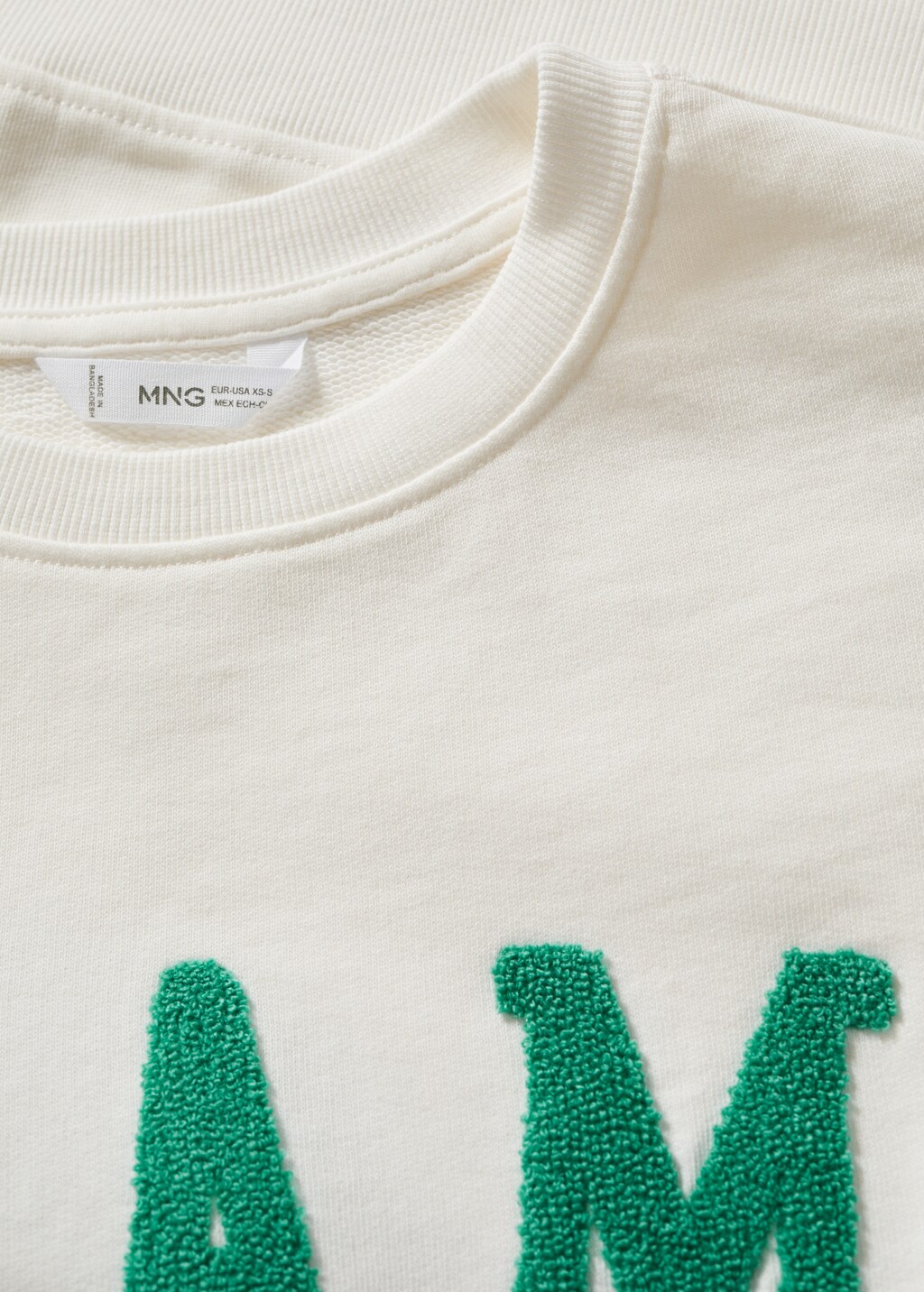 Textured message sweatshirt - Details of the article 8